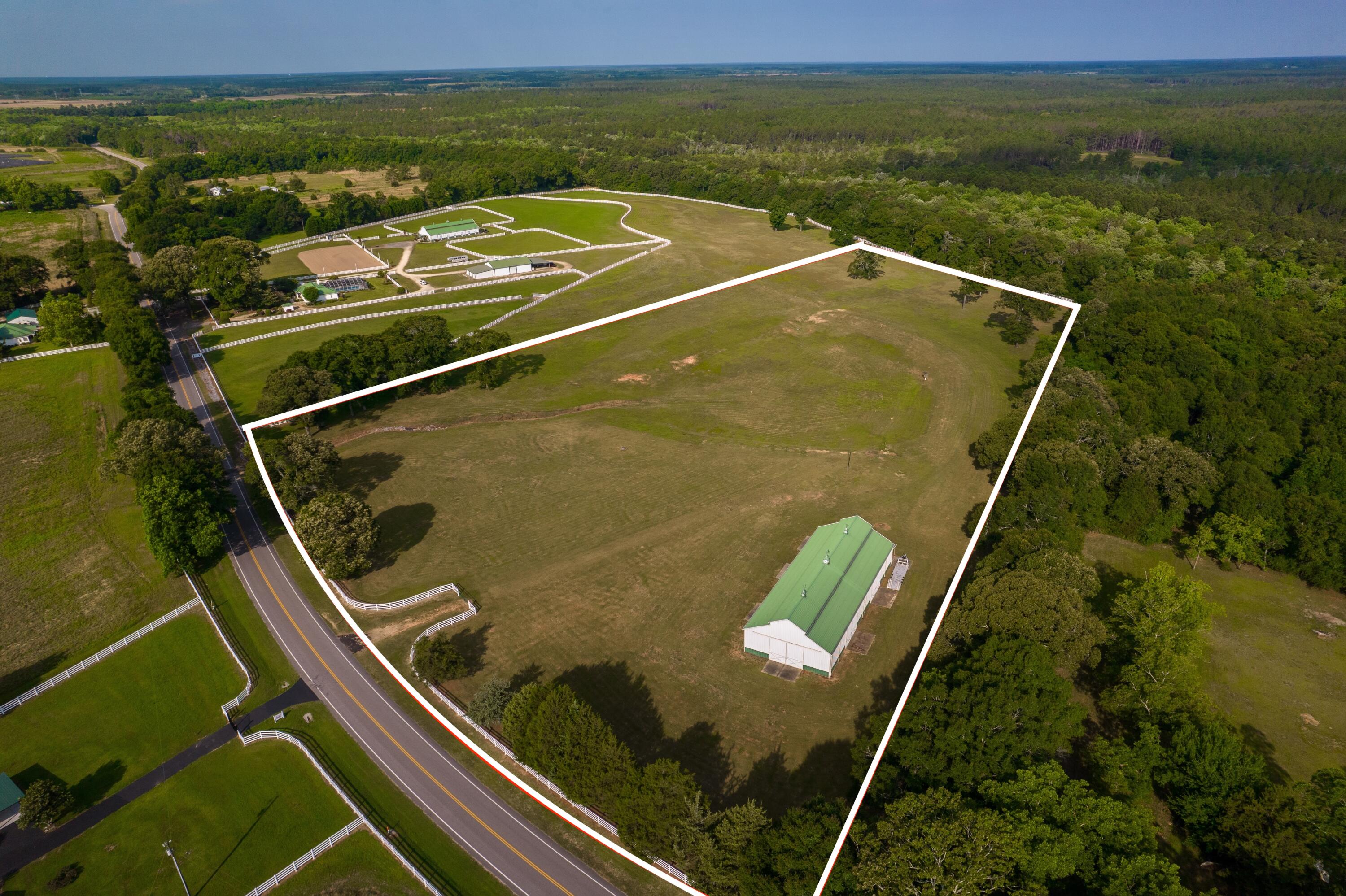 5676 W State Highway 2 Defuniak Springs FL 32433