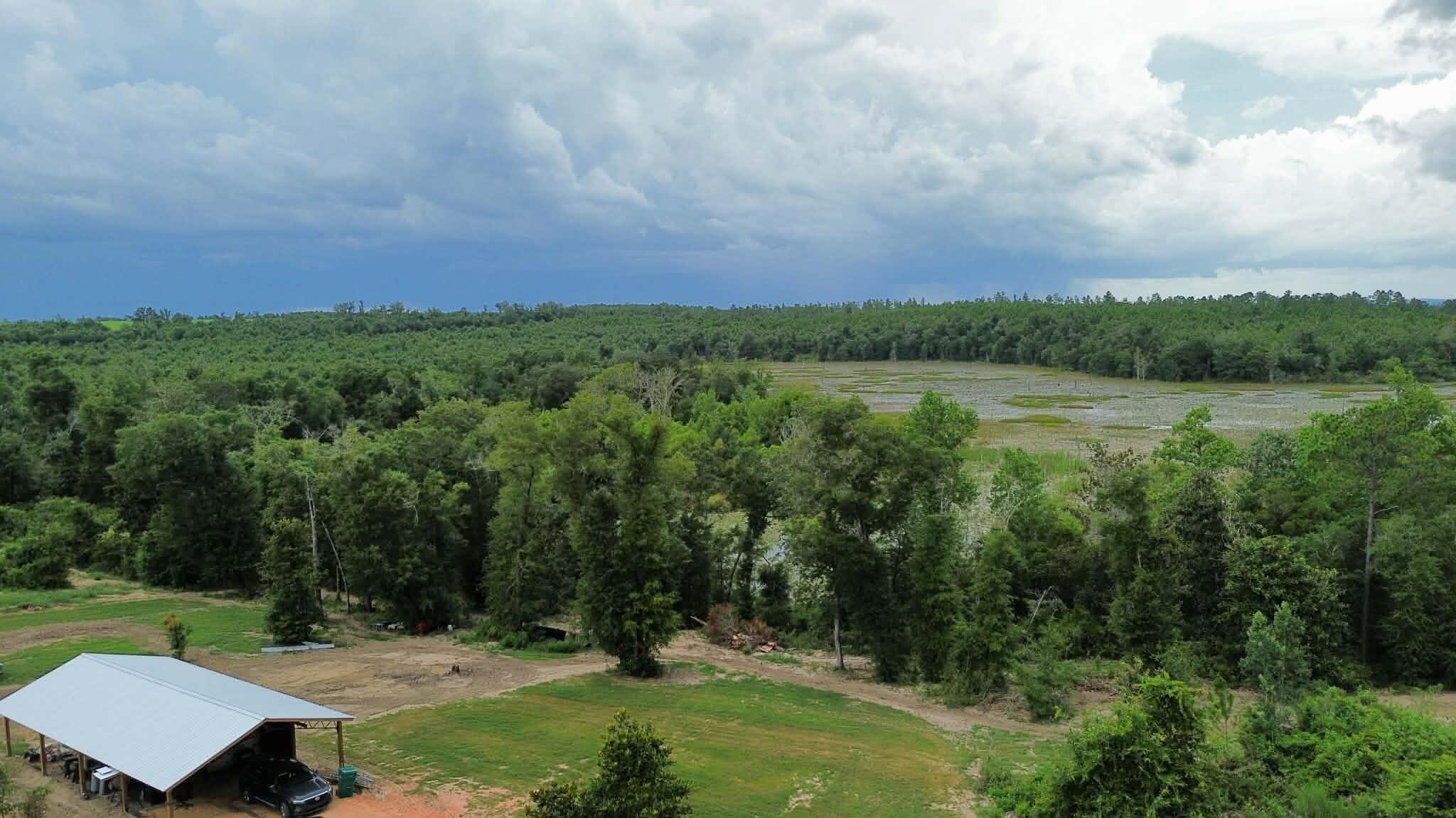 107 Pike Pond Road Chipley FL 32428