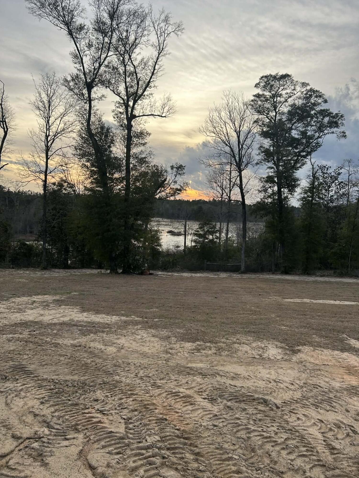 107 Pike Pond Road Chipley FL 32428