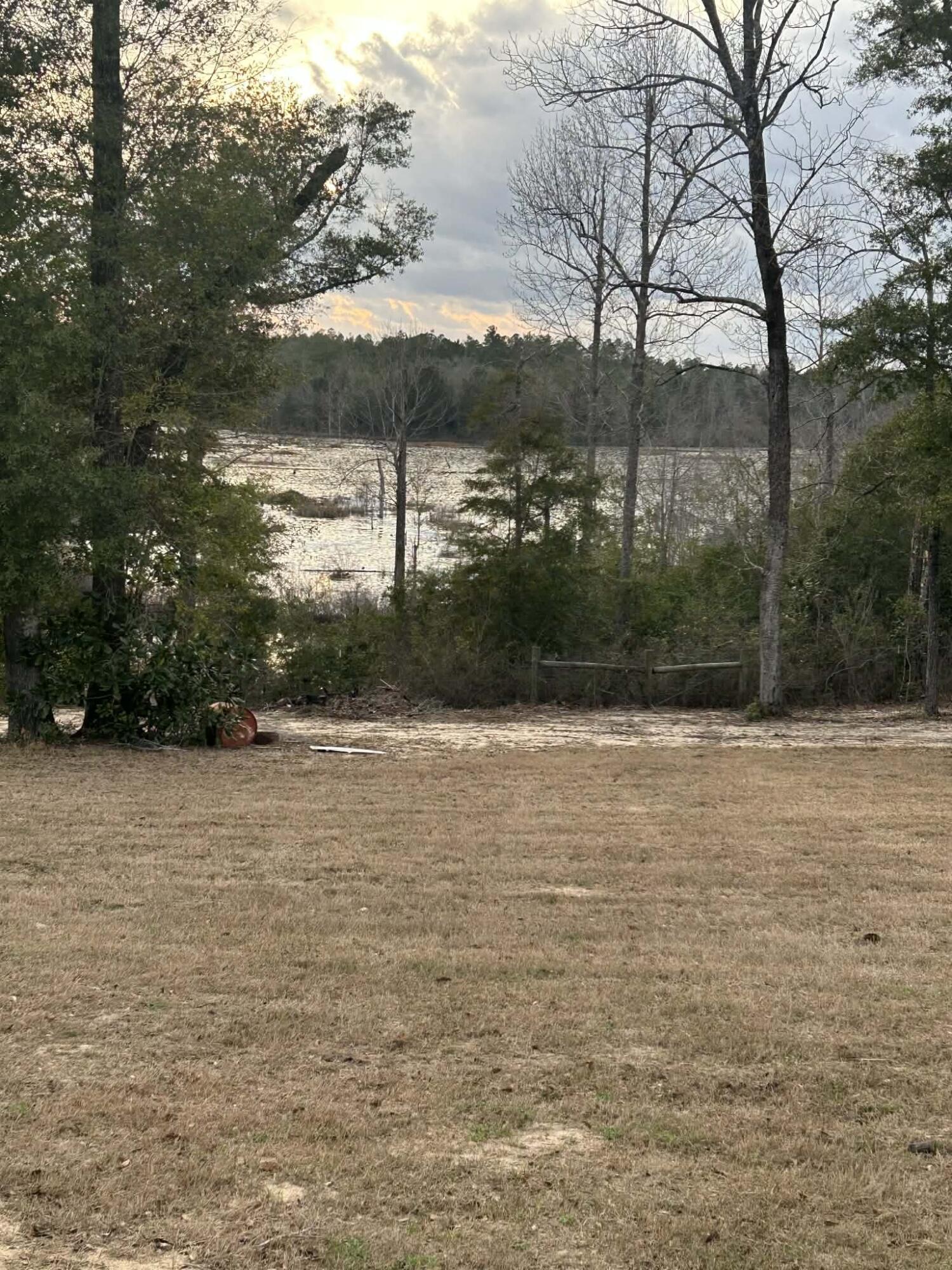 107 Pike Pond Road Chipley FL 32428