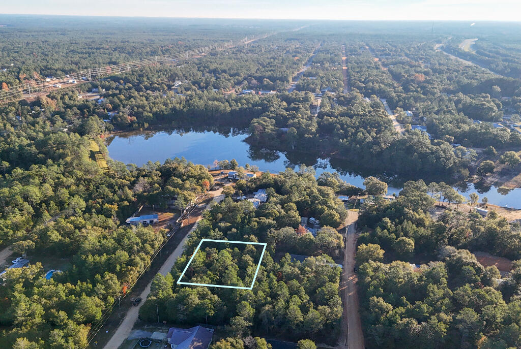18 Shorey Drive Defuniak Springs FL 32433