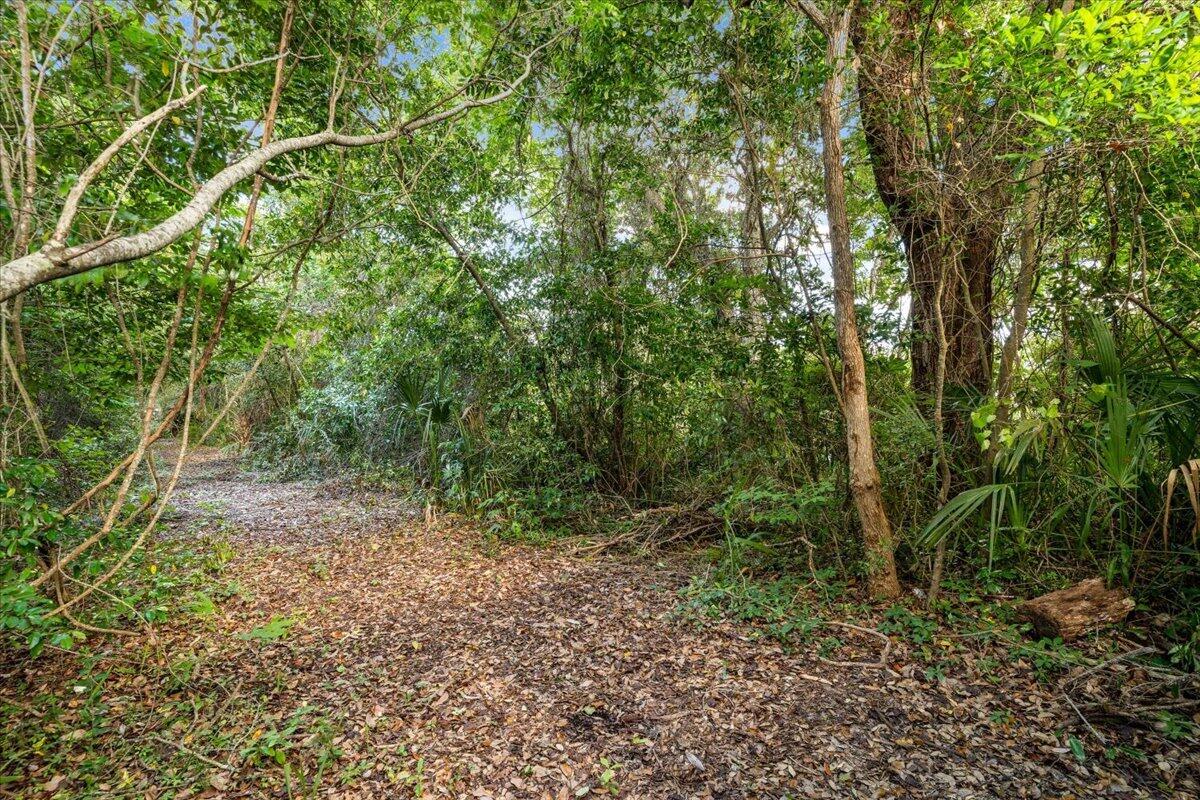 2 Petit Court Shalimar FL 32579
