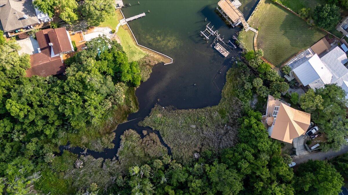 2 Petit Court Shalimar FL 32579