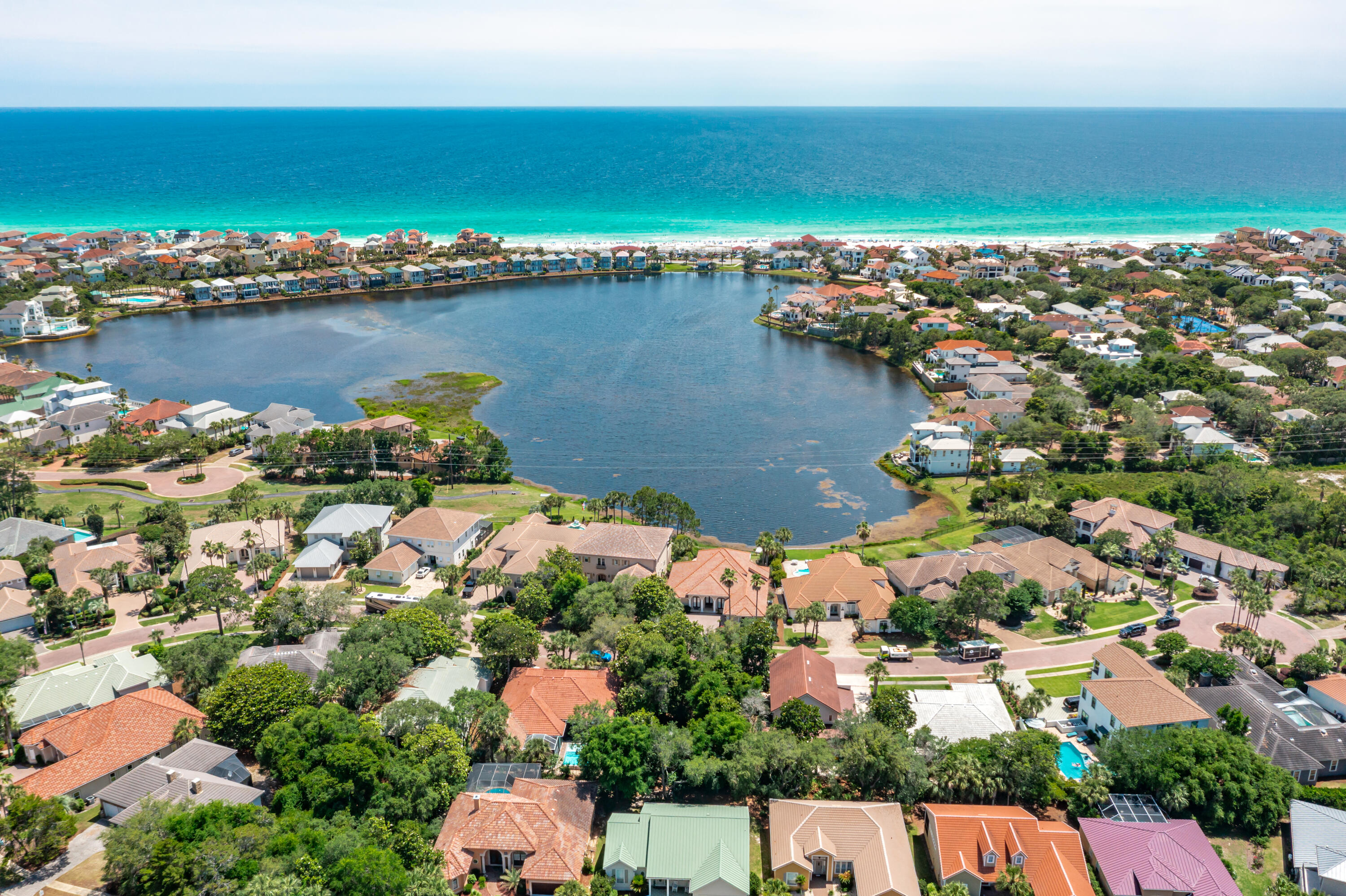 4713 Seastar Destin FL 32541