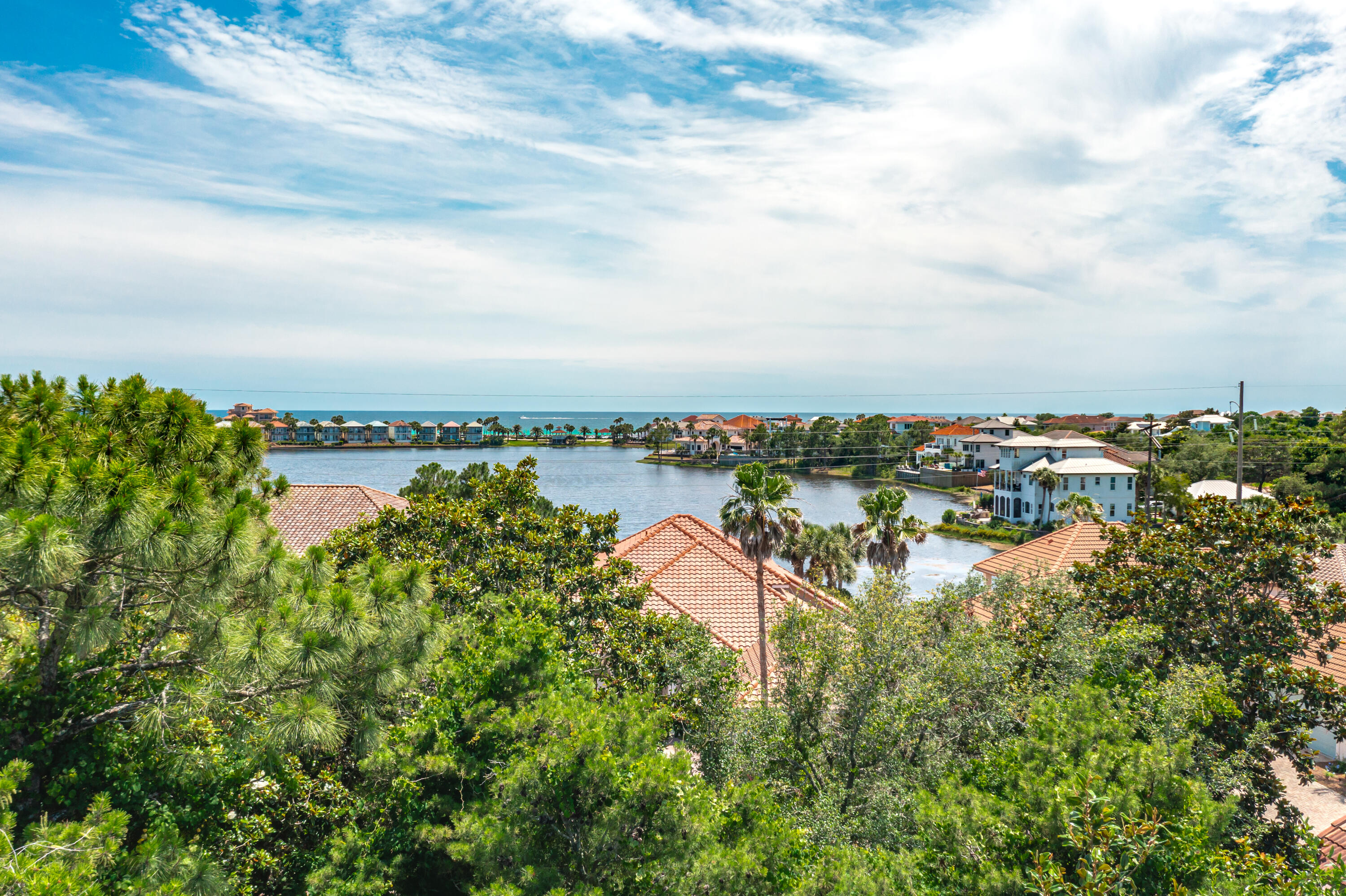 4713 Seastar Destin FL 32541