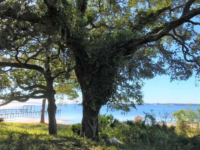 4423 W Highway 98 Panama City FL 32401
