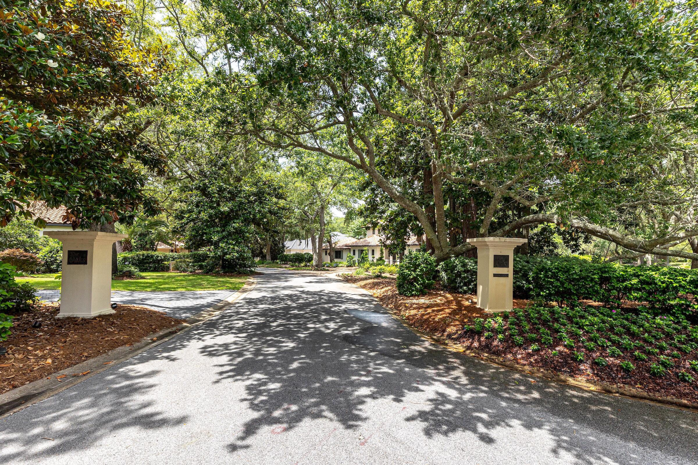 3040/3041 The Oaks Miramar Beach FL 32550