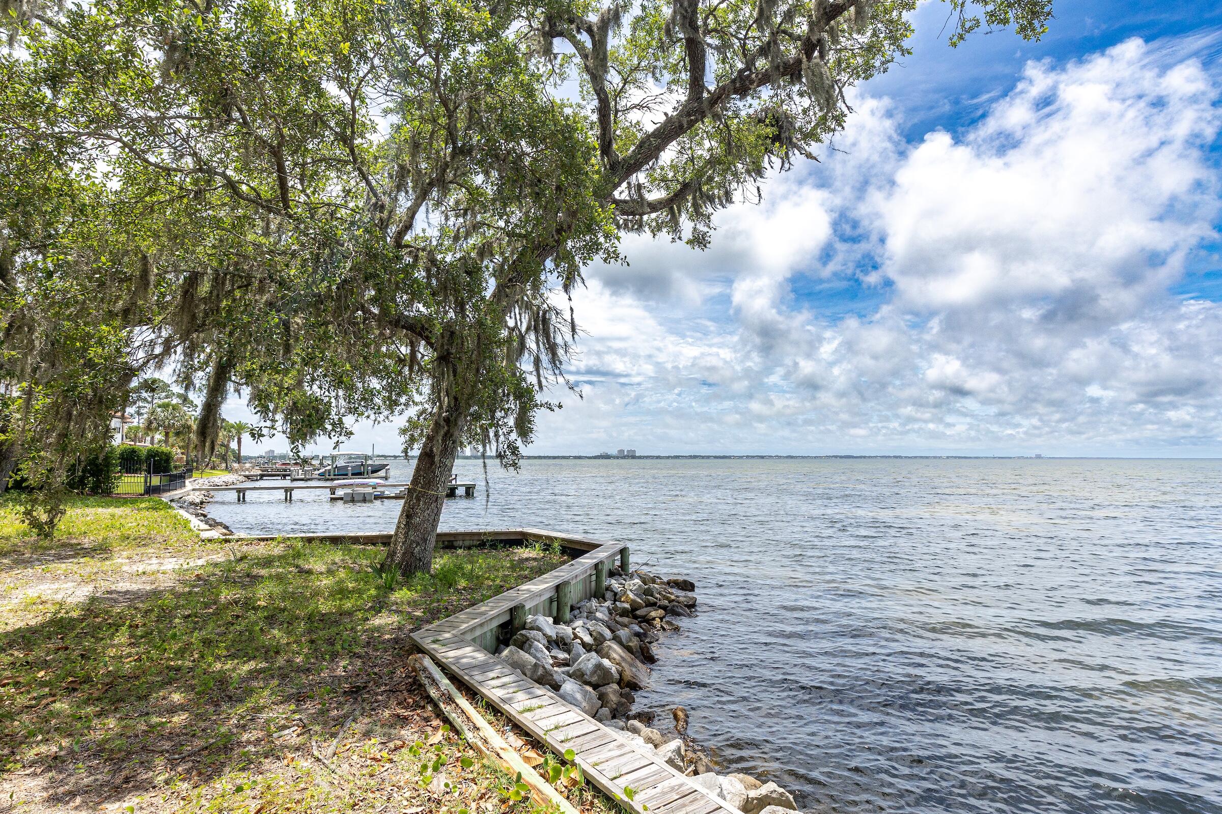 3040/3041 The Oaks Miramar Beach FL 32550