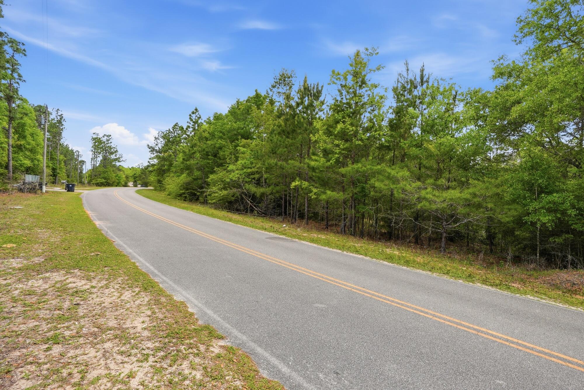 287 High Lonesome Road Defuniak Springs FL 32435