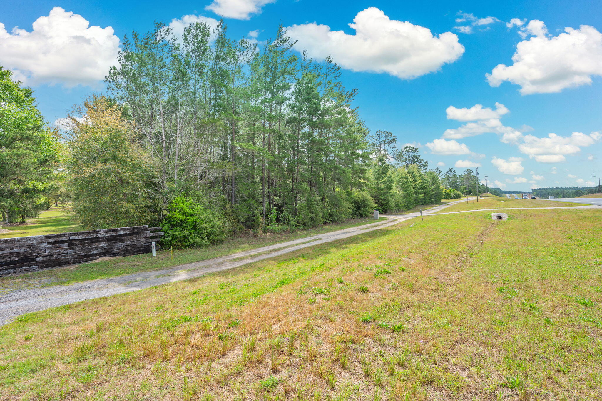 7765 S Us Highway 331 Defuniak Springs FL 32435