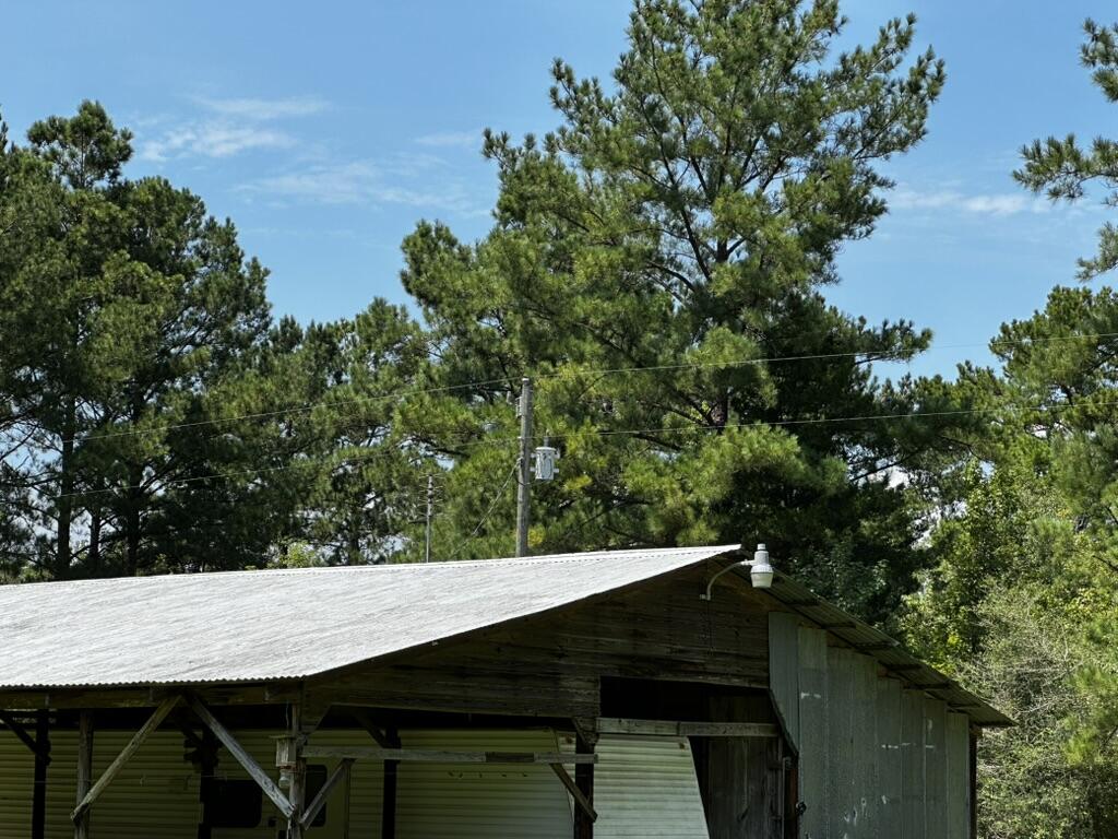 66 Varnum Road Laurel Hill FL 32567