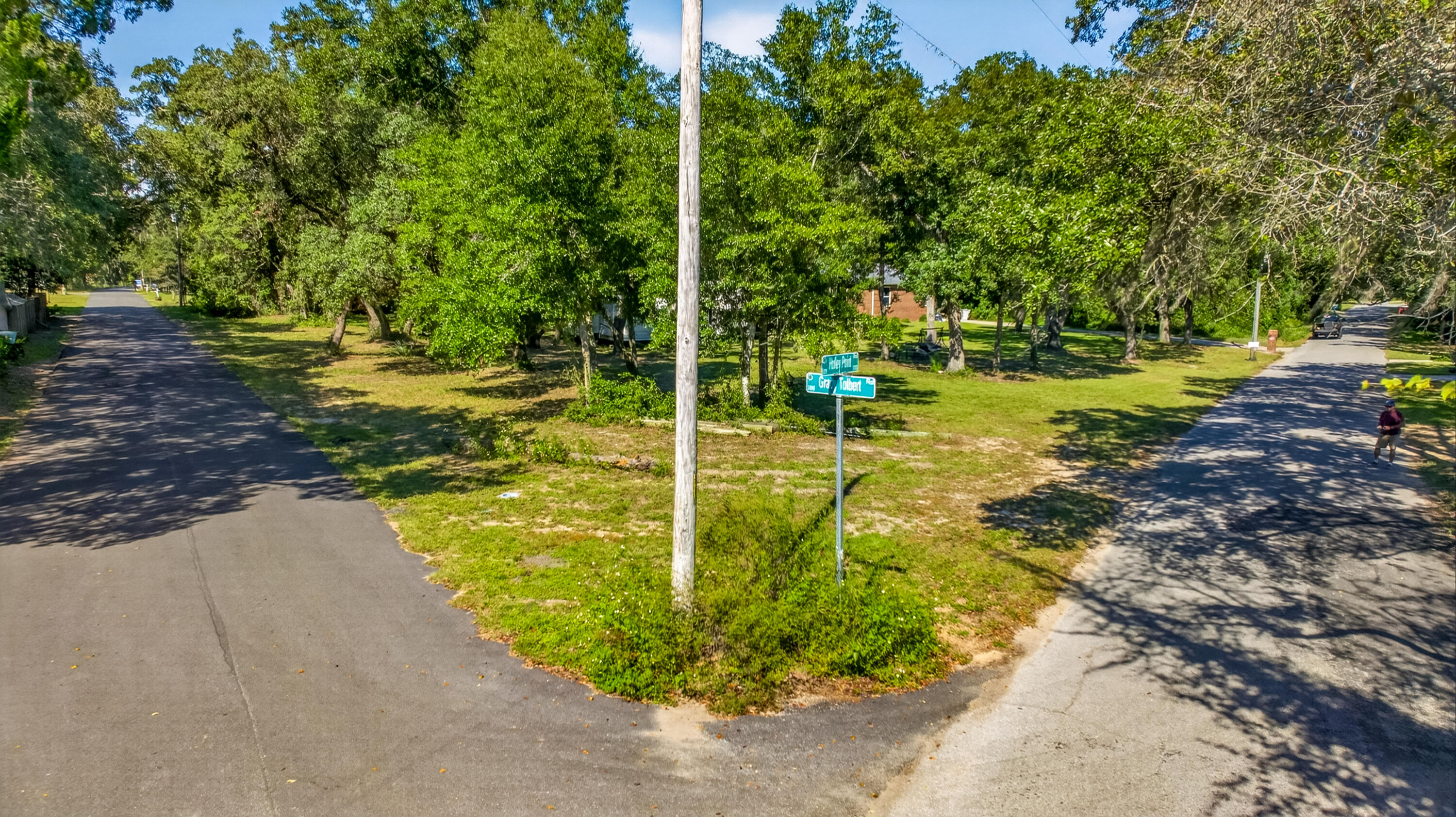 2979 Holley Point Road Navarre FL 32566