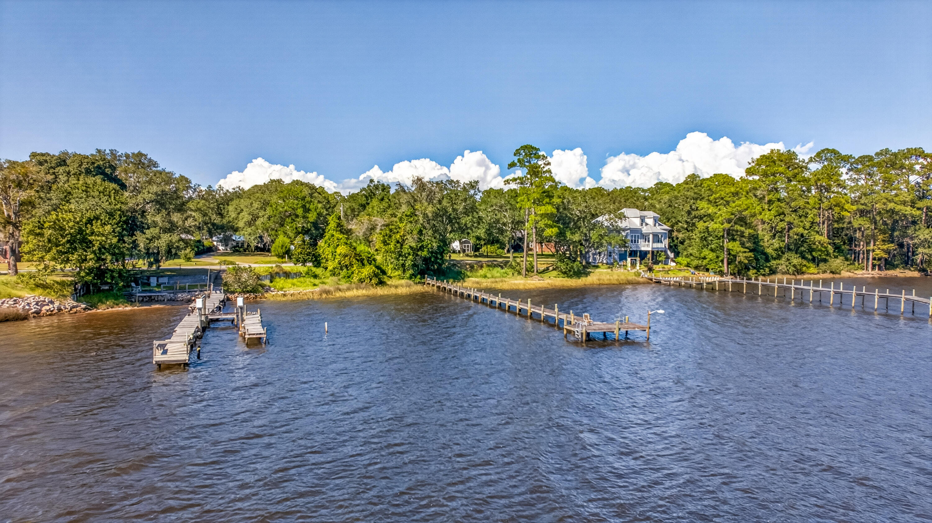 2979 Holley Point Road Navarre FL 32566