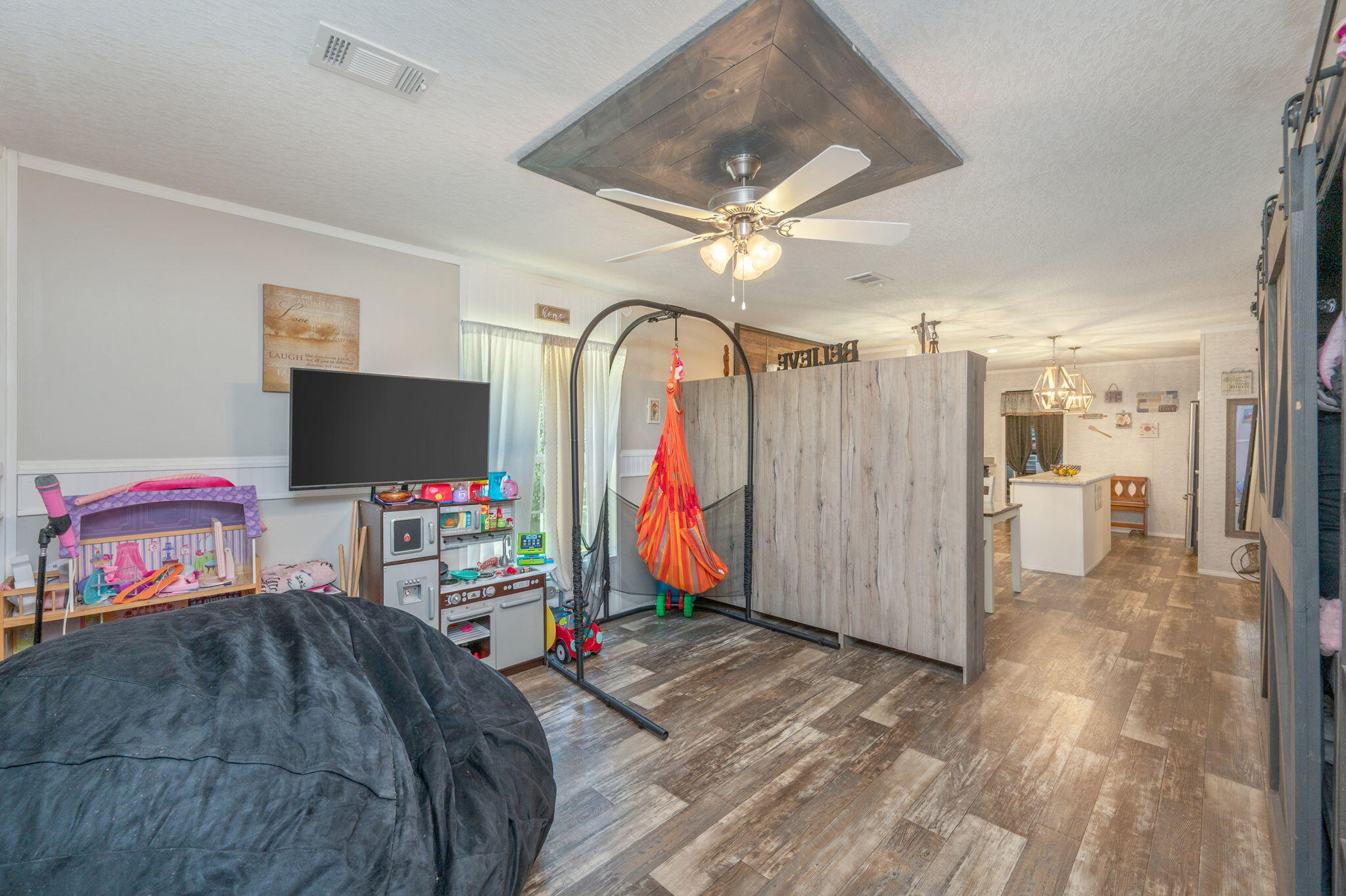 3984 1st Avenue Laurel Hill FL 32567