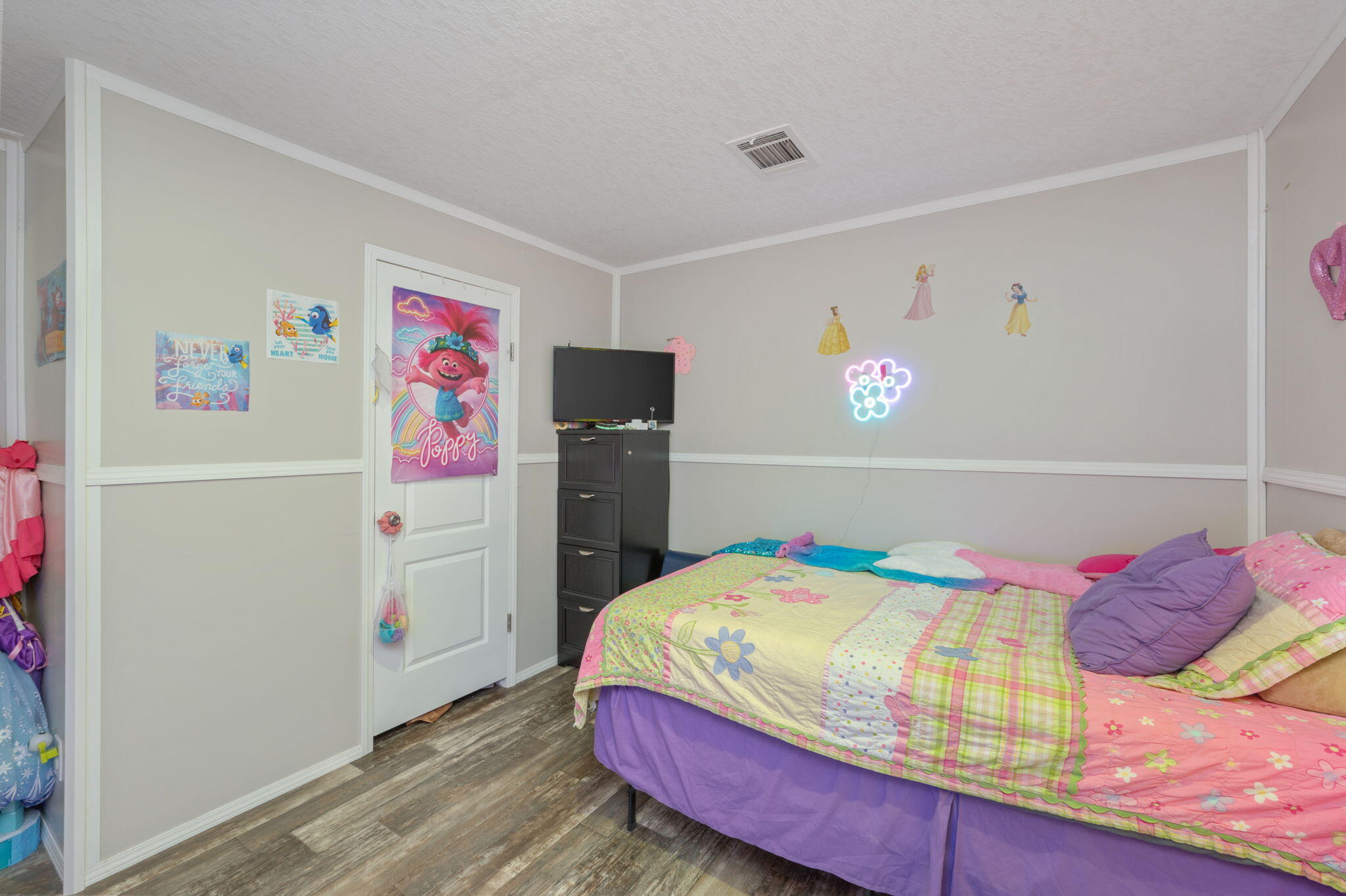 3984 1st Avenue Laurel Hill FL 32567