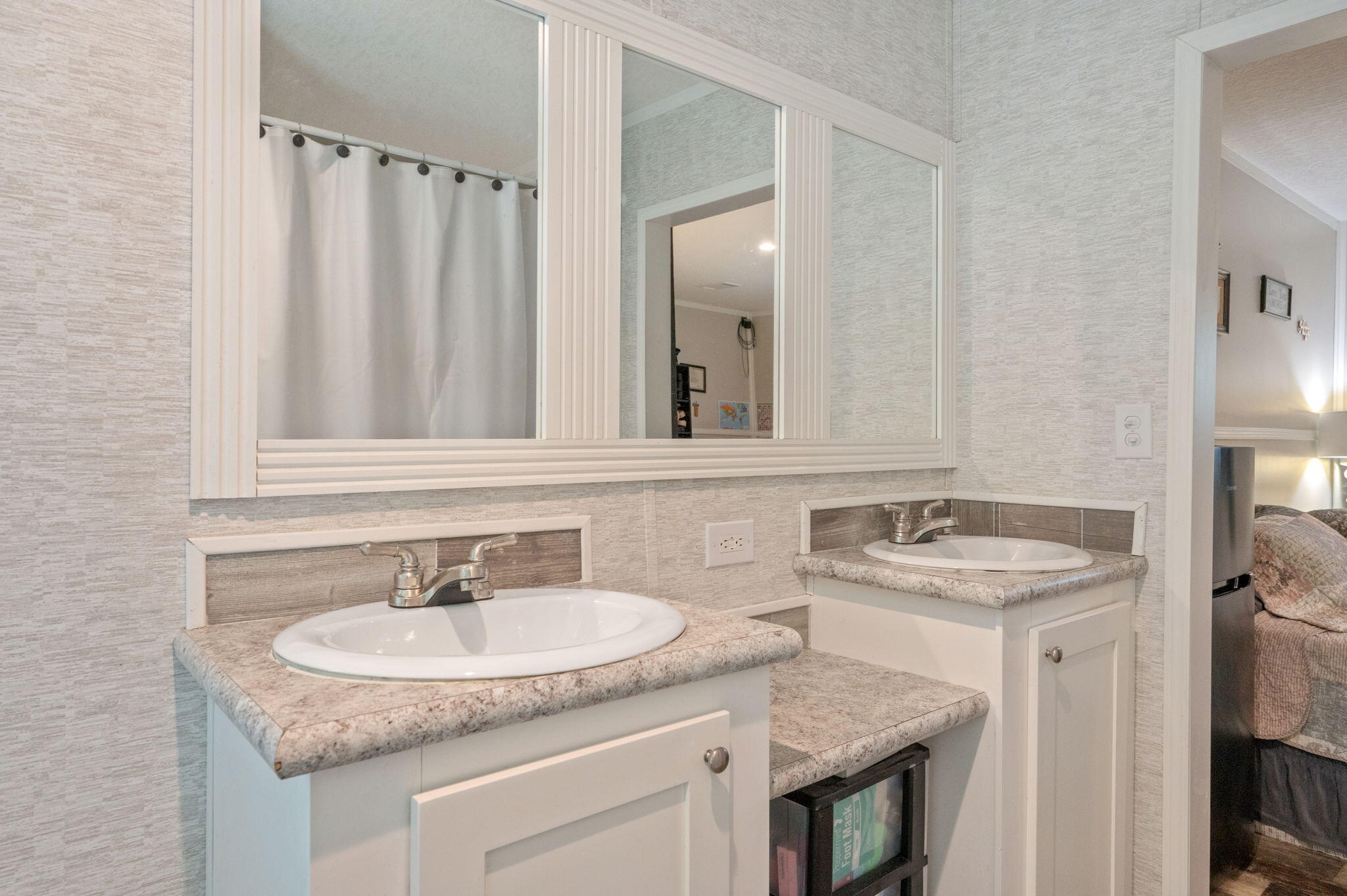 3984 1st Avenue Laurel Hill FL 32567