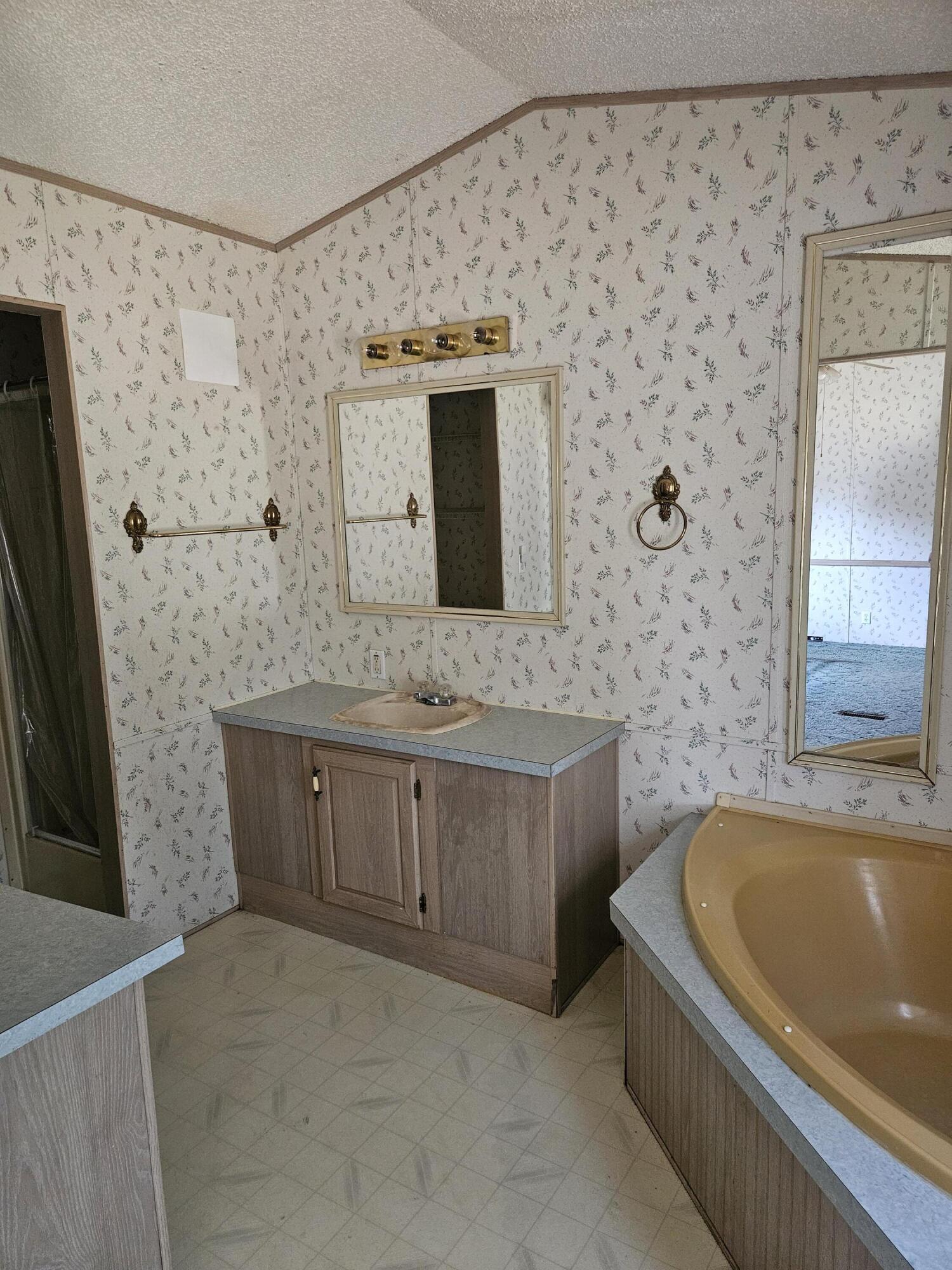 1710 Highway 2 Westville FL 32464