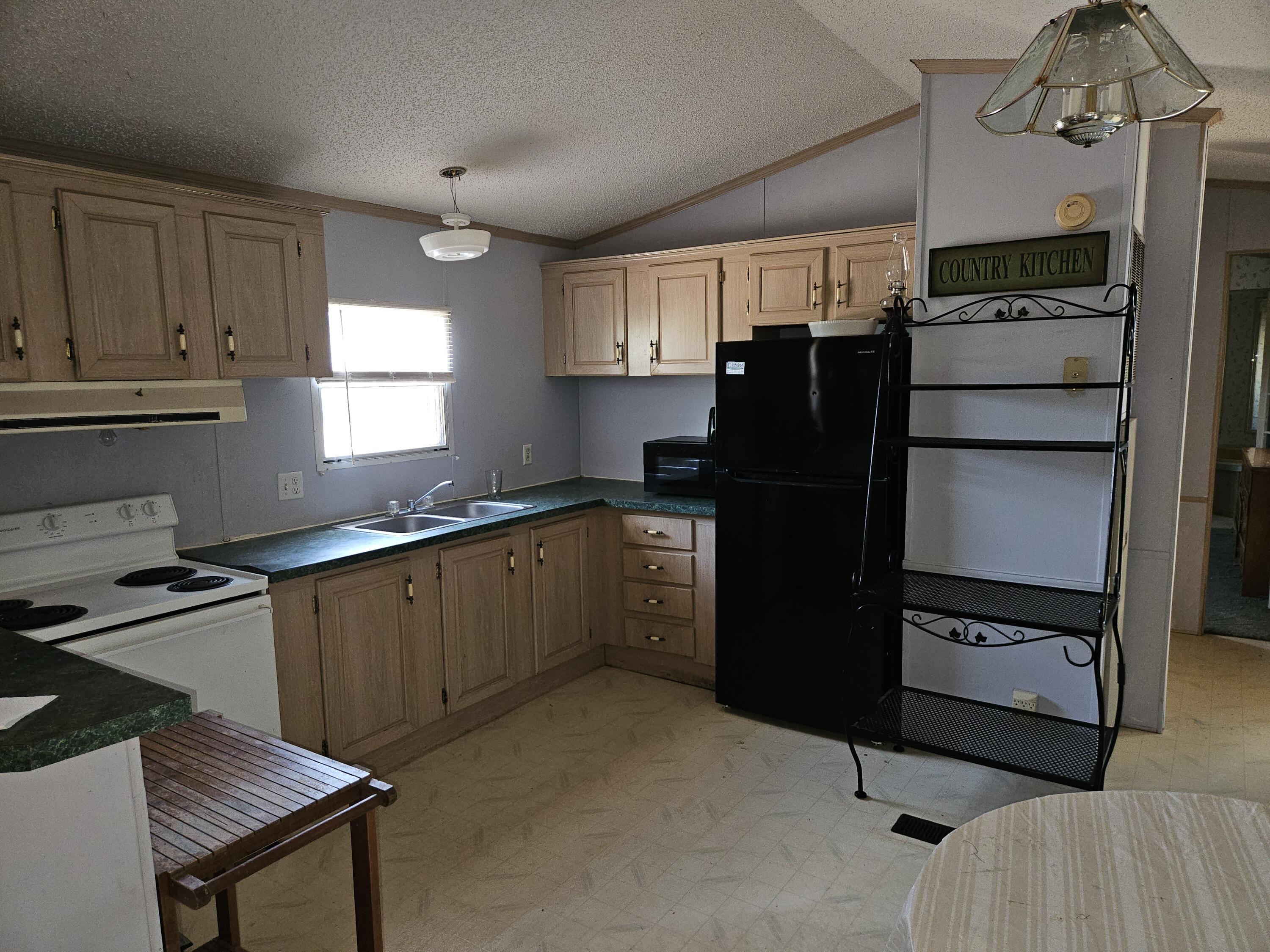 1710 Highway 2 Westville FL 32464