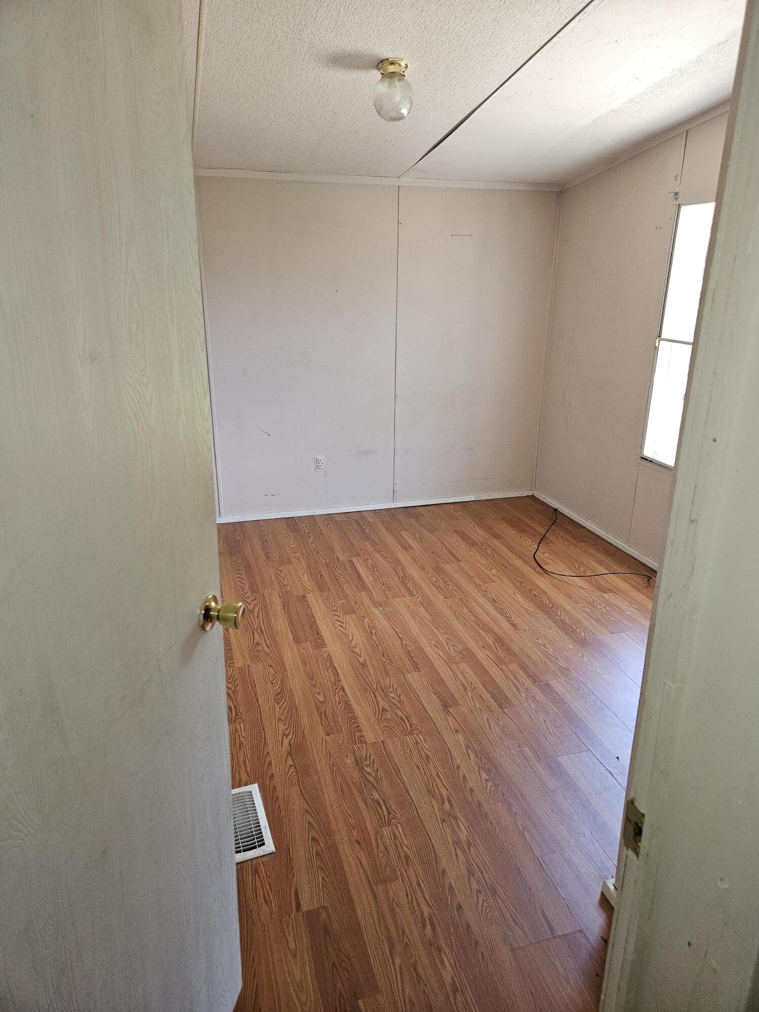 350 E Laurel Lane Defuniak Springs FL 32433