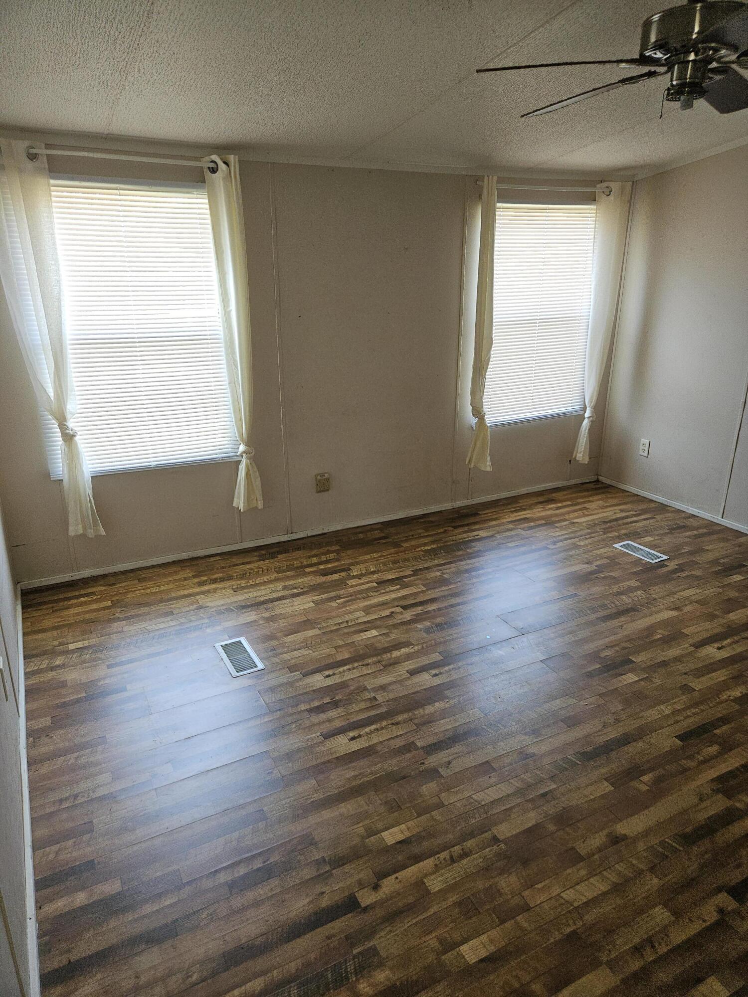 350 E Laurel Lane Defuniak Springs FL 32433