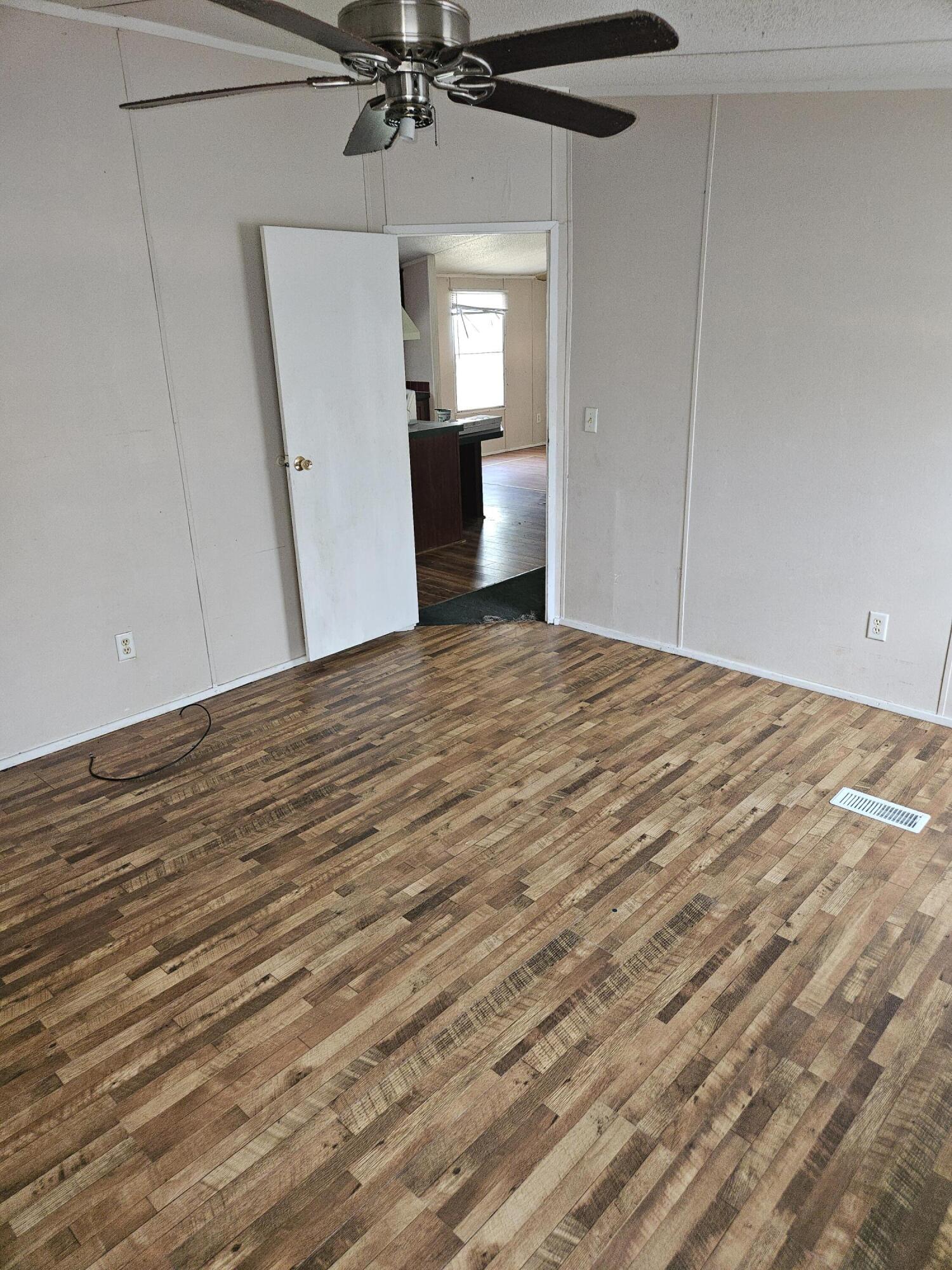 350 E Laurel Lane Defuniak Springs FL 32433