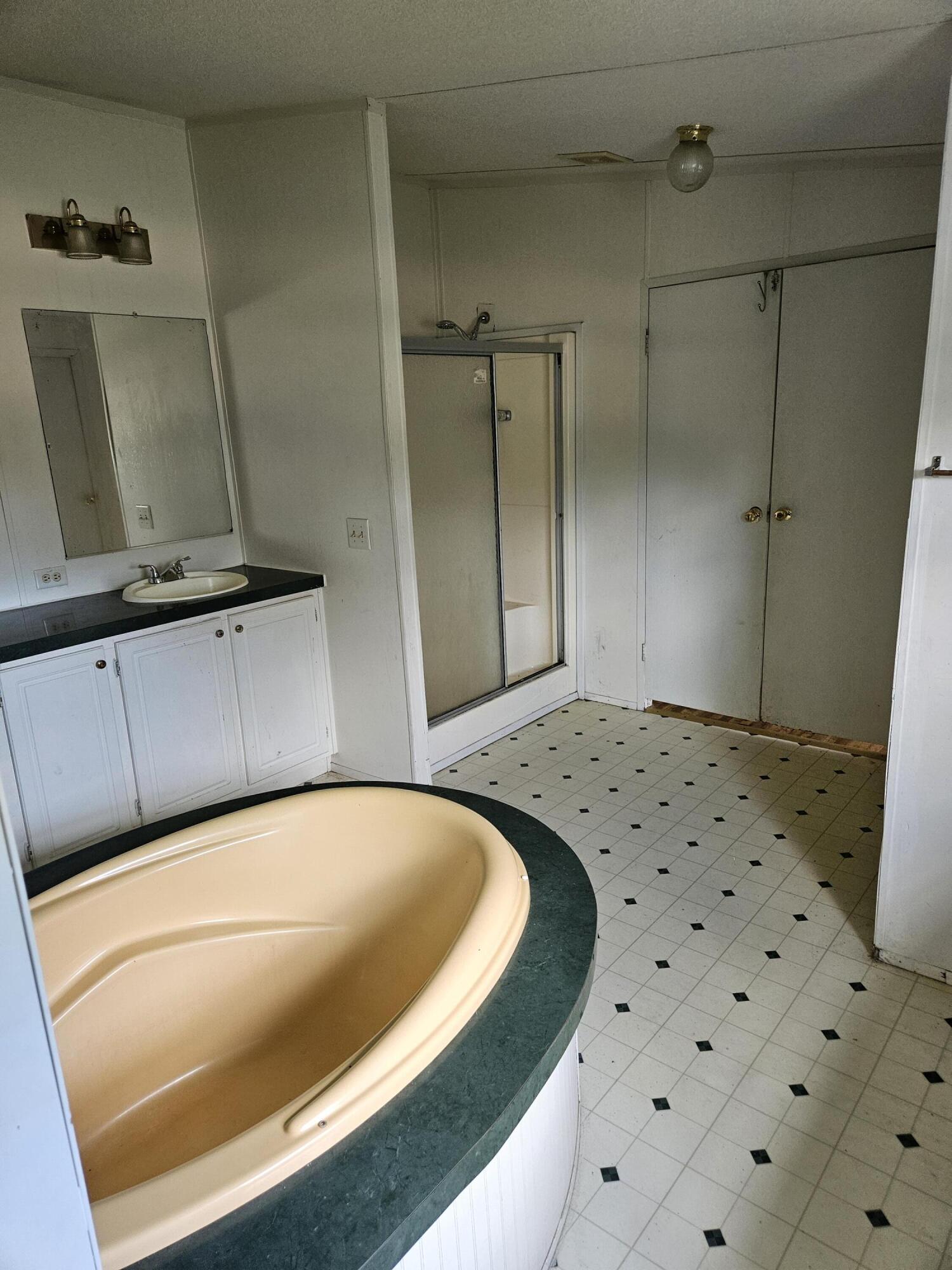 350 E Laurel Lane Defuniak Springs FL 32433