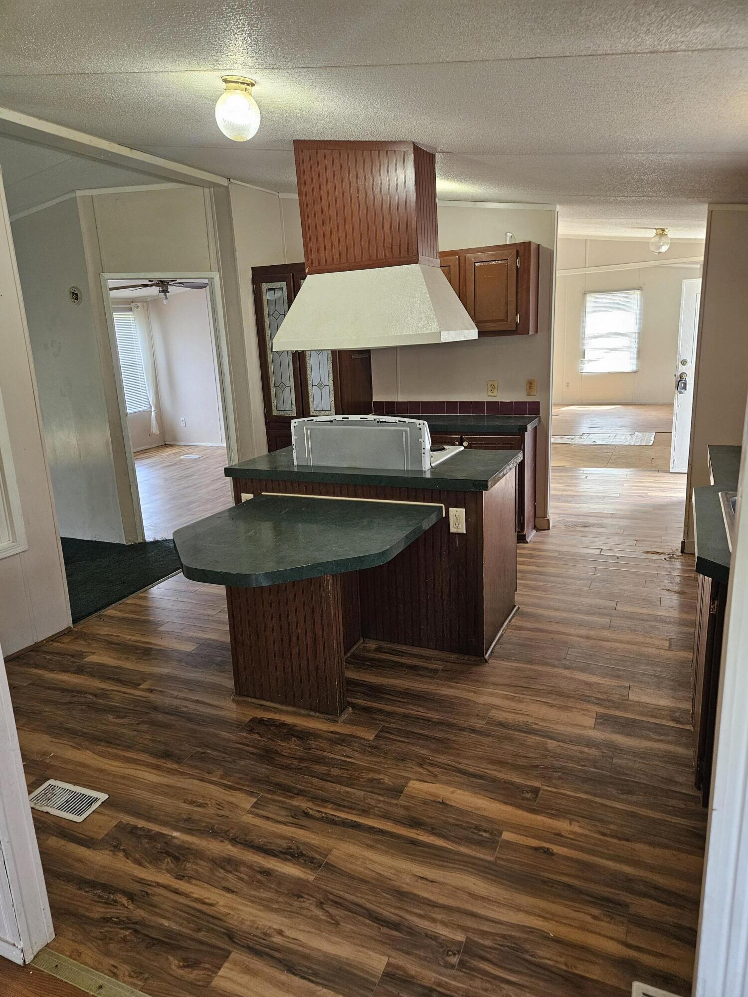 350 E Laurel Lane Defuniak Springs FL 32433