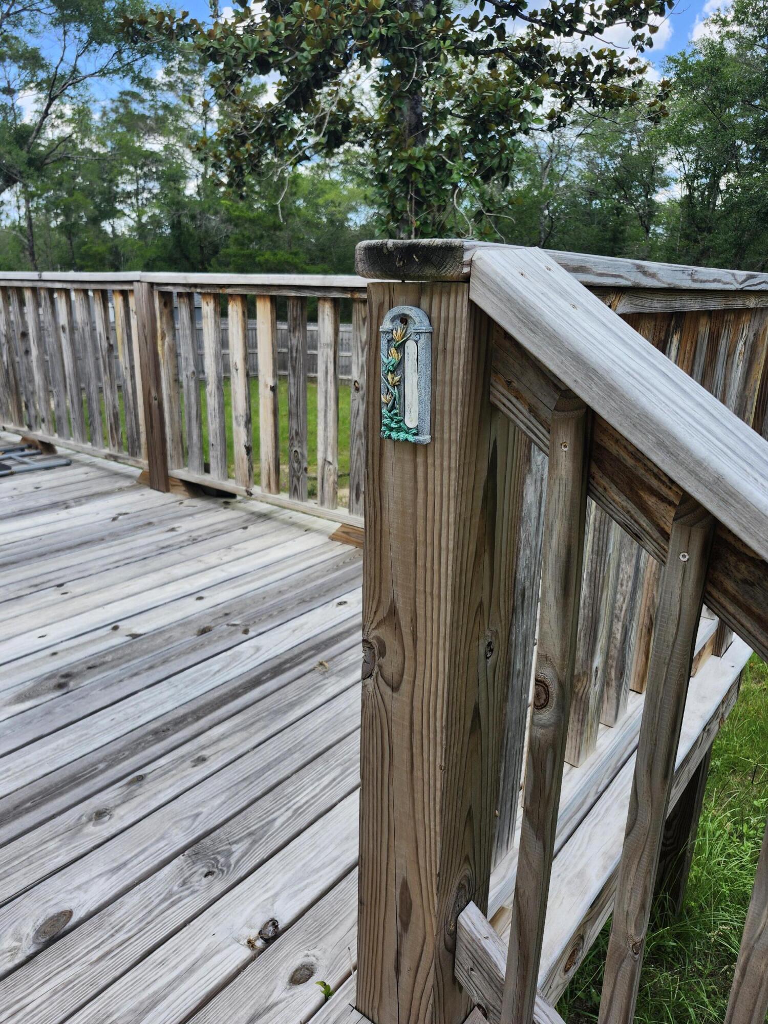 212 W Juniper Avenue Defuniak Springs FL 32433