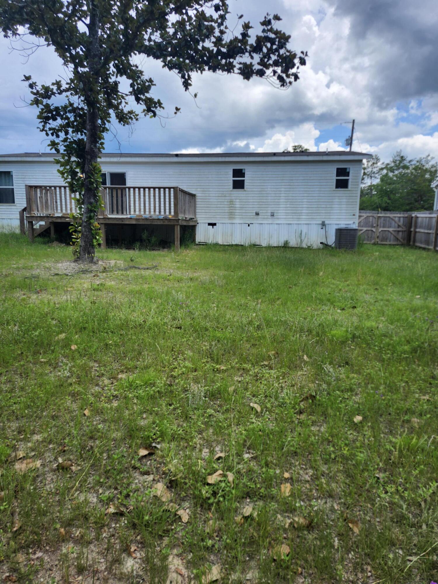 212 W Juniper Avenue Defuniak Springs FL 32433