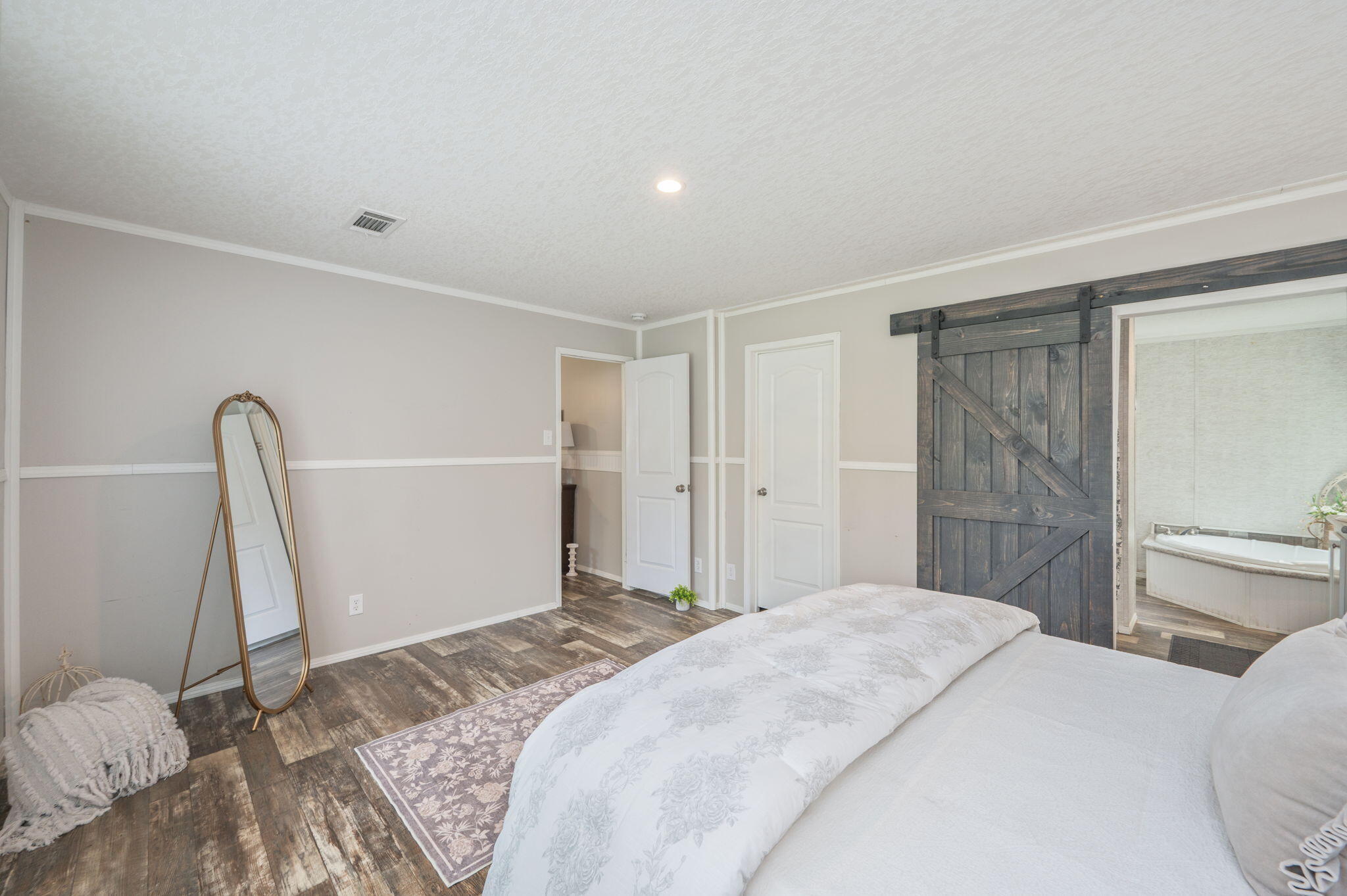 3984 1st Avenue Laurel Hill FL 32567