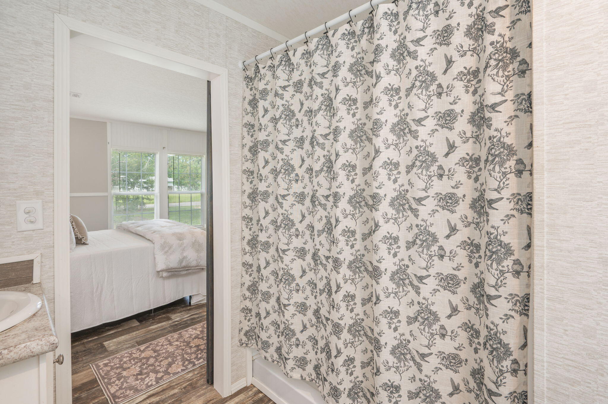 3984 1st Avenue Laurel Hill FL 32567