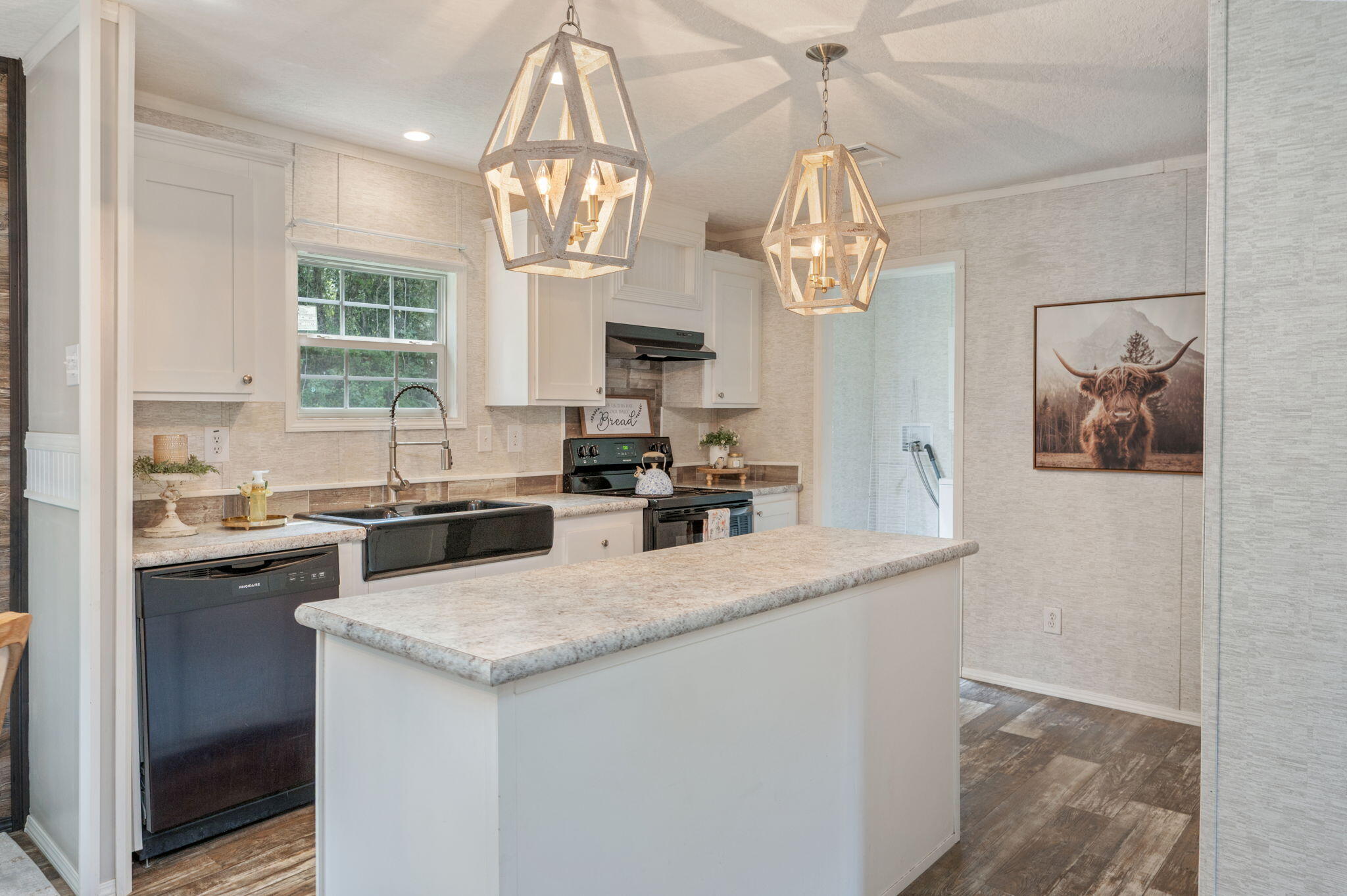 3984 1st Avenue Laurel Hill FL 32567