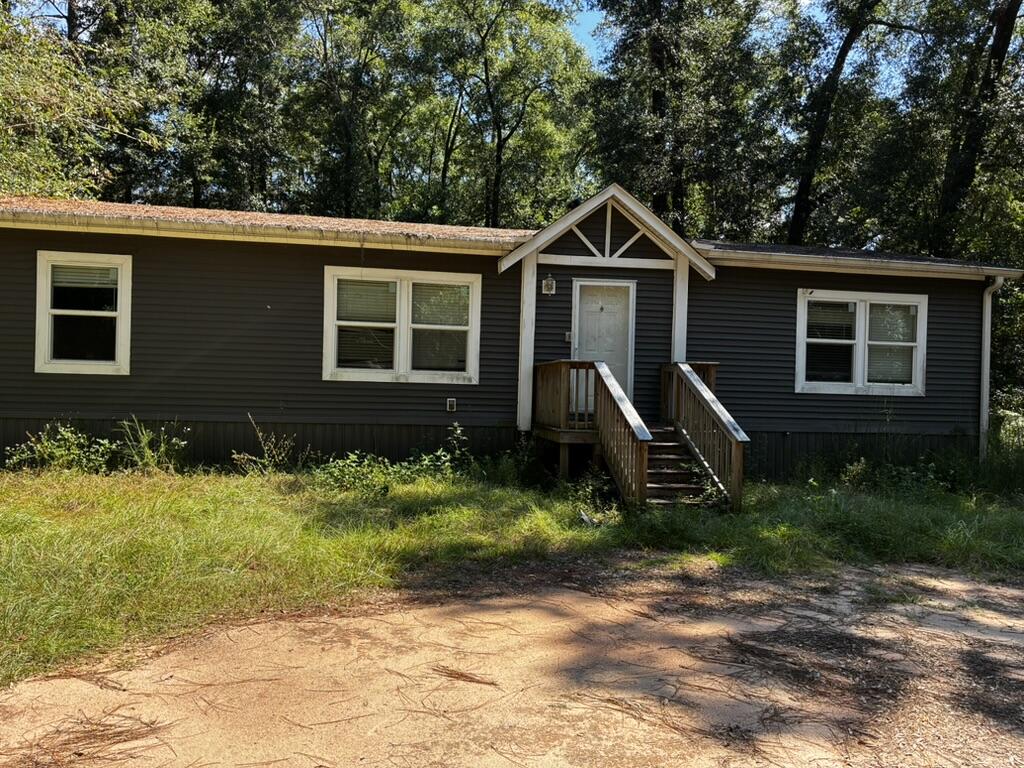4679 Liberty Boulevard Holt FL 32564