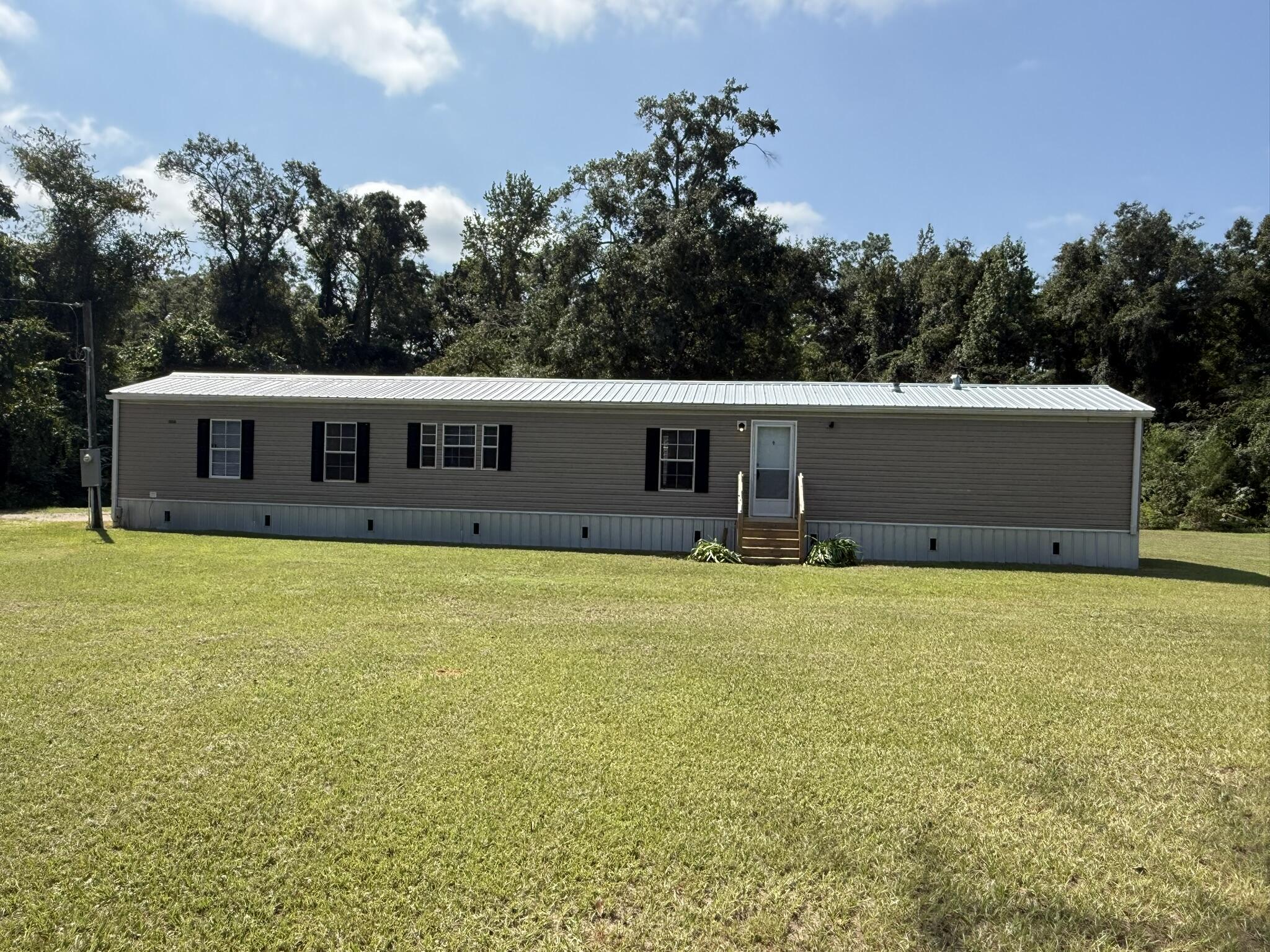 1150 Reeves Road Baker FL 32531