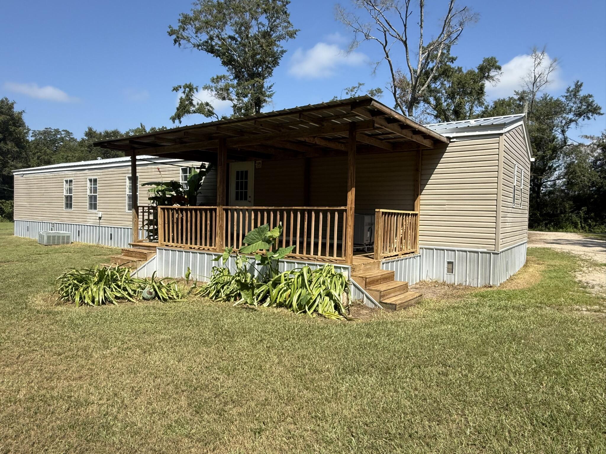 1150 Reeves Road Baker FL 32531