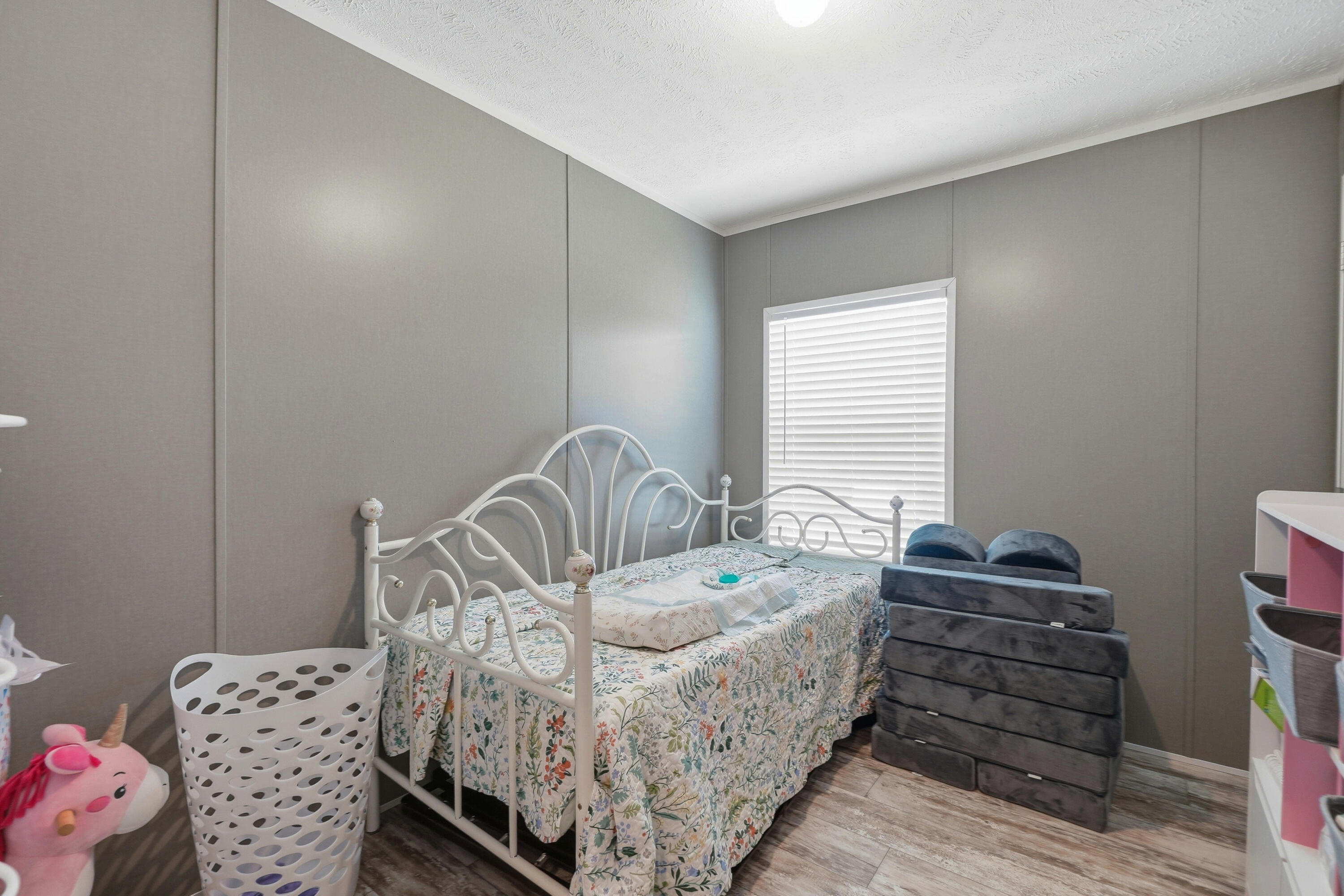 940 Hiawatha Street Holt FL 32564
