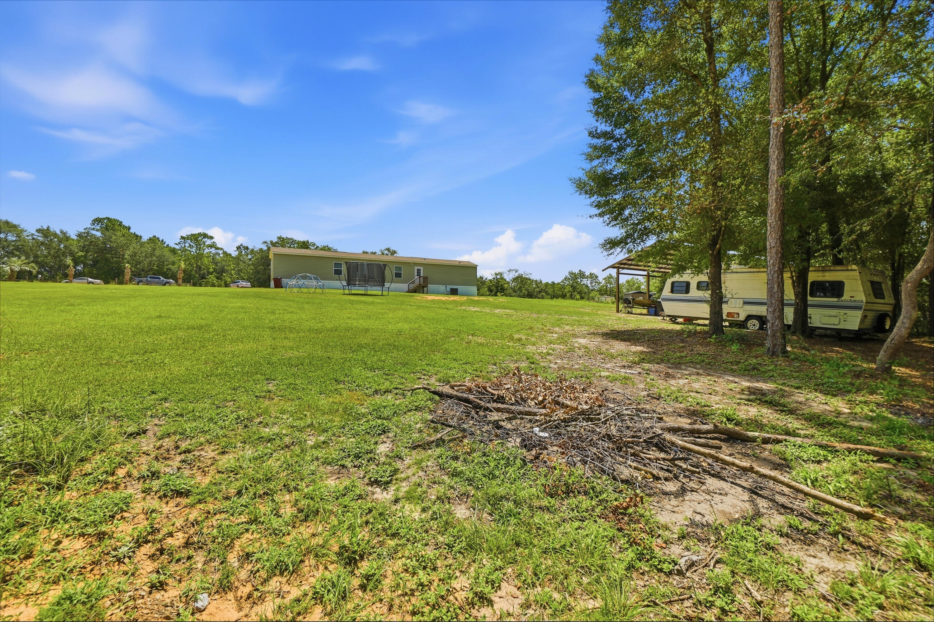 940 Hiawatha Street Holt FL 32564