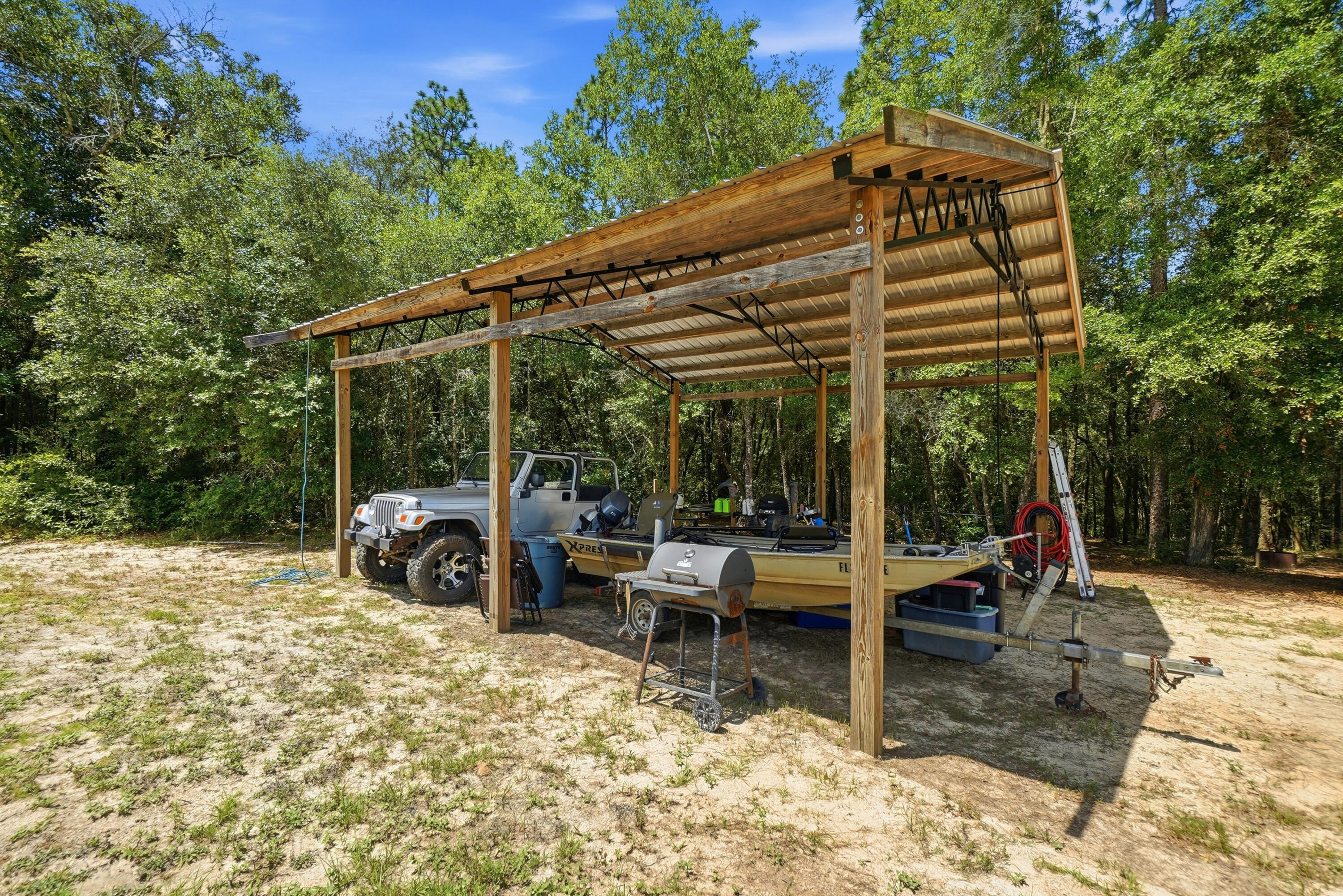 940 Hiawatha Street Holt FL 32564