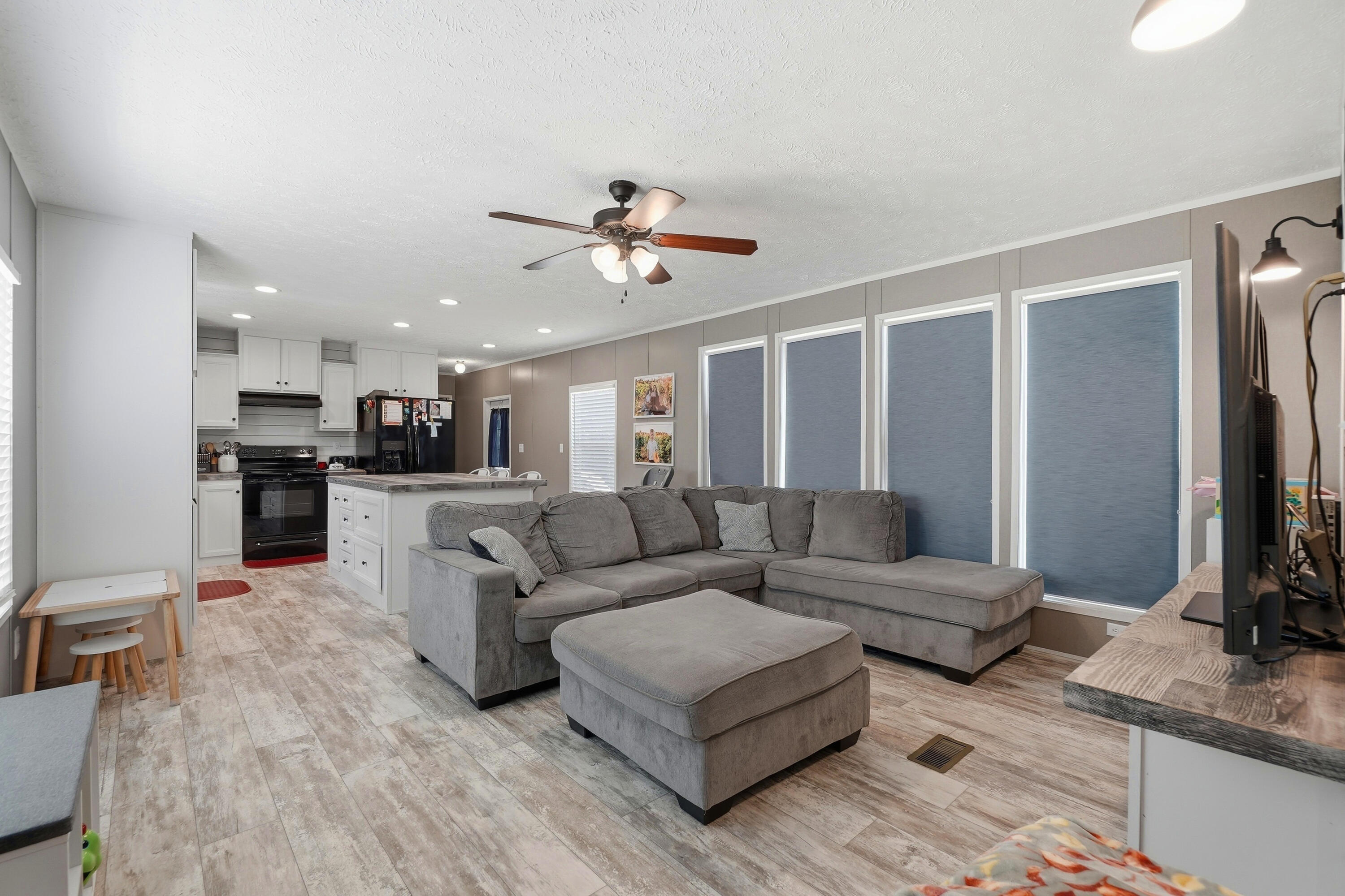 940 Hiawatha Street Holt FL 32564