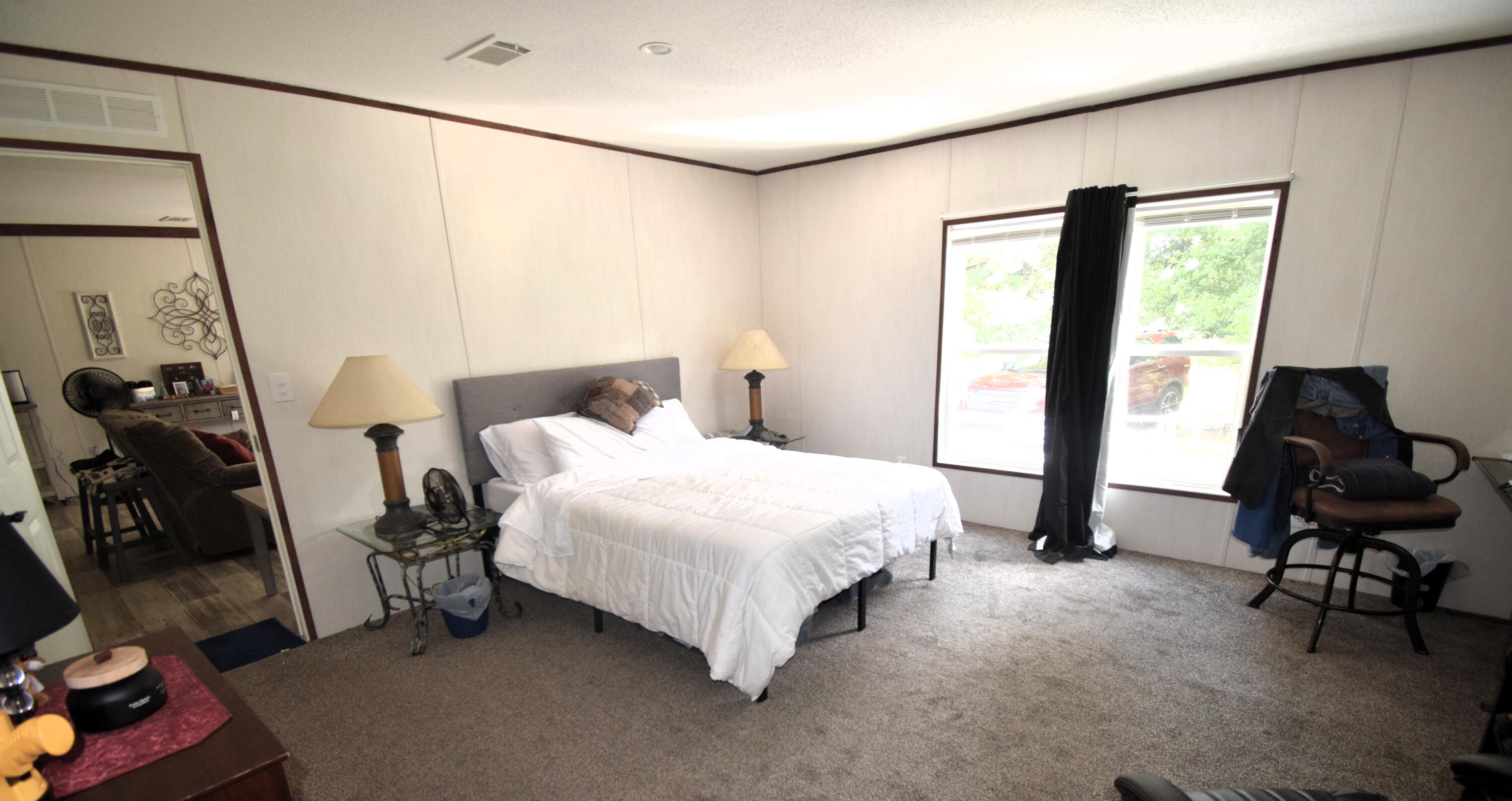 6583 Bill Lundy Road Laurel Hill FL 32567