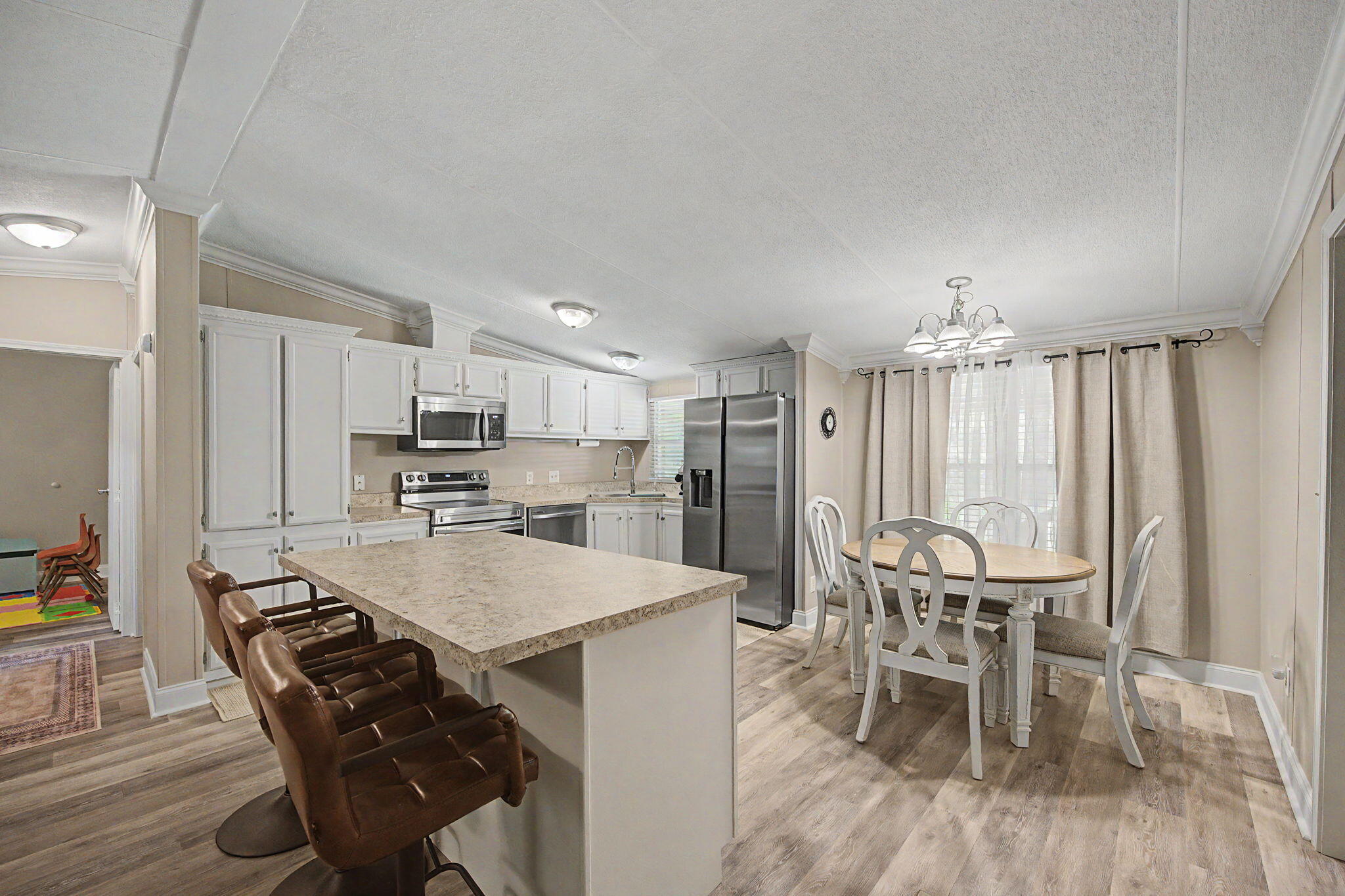 6423 Old River Road Baker FL 32531