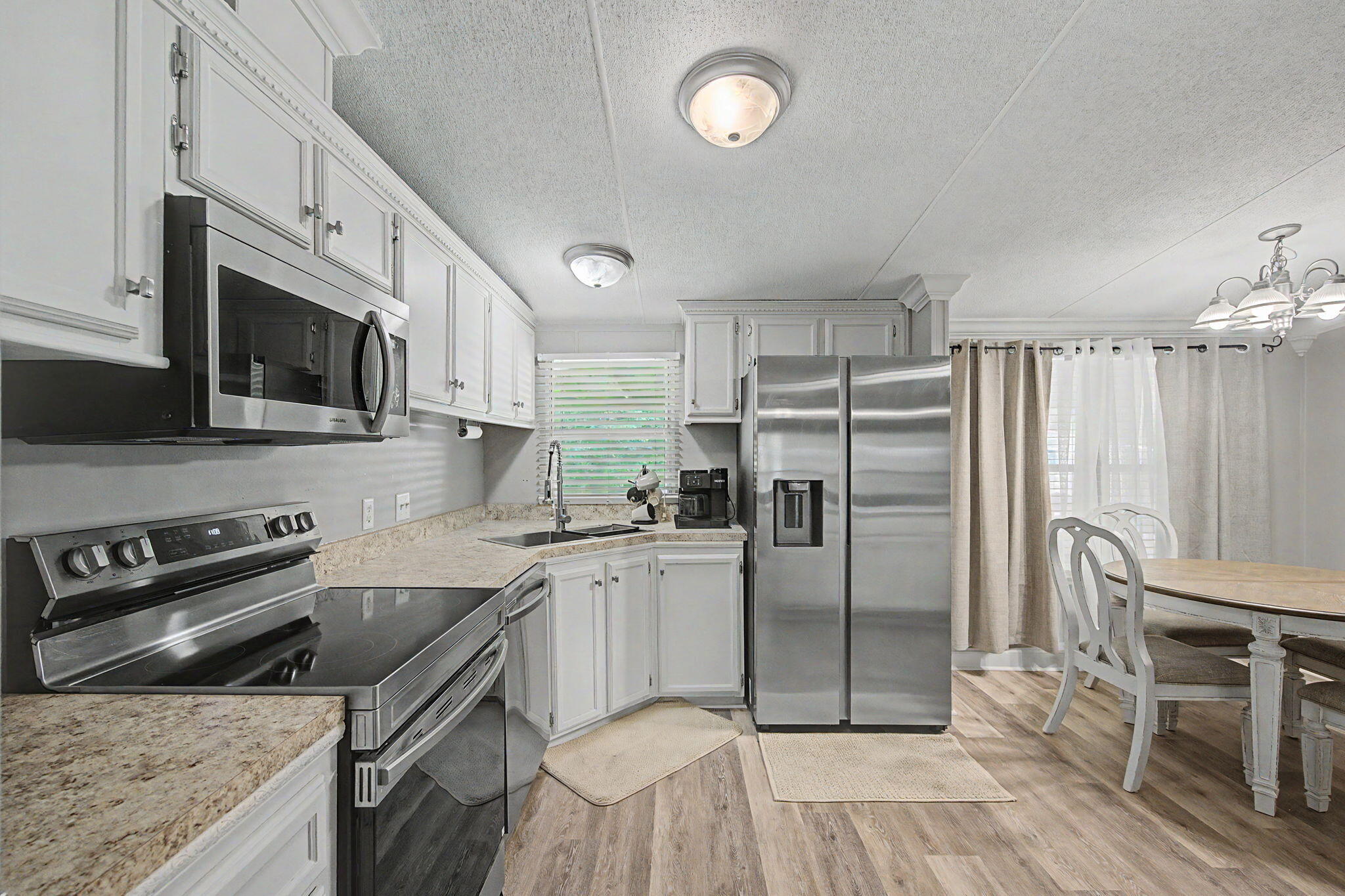 6423 Old River Road Baker FL 32531