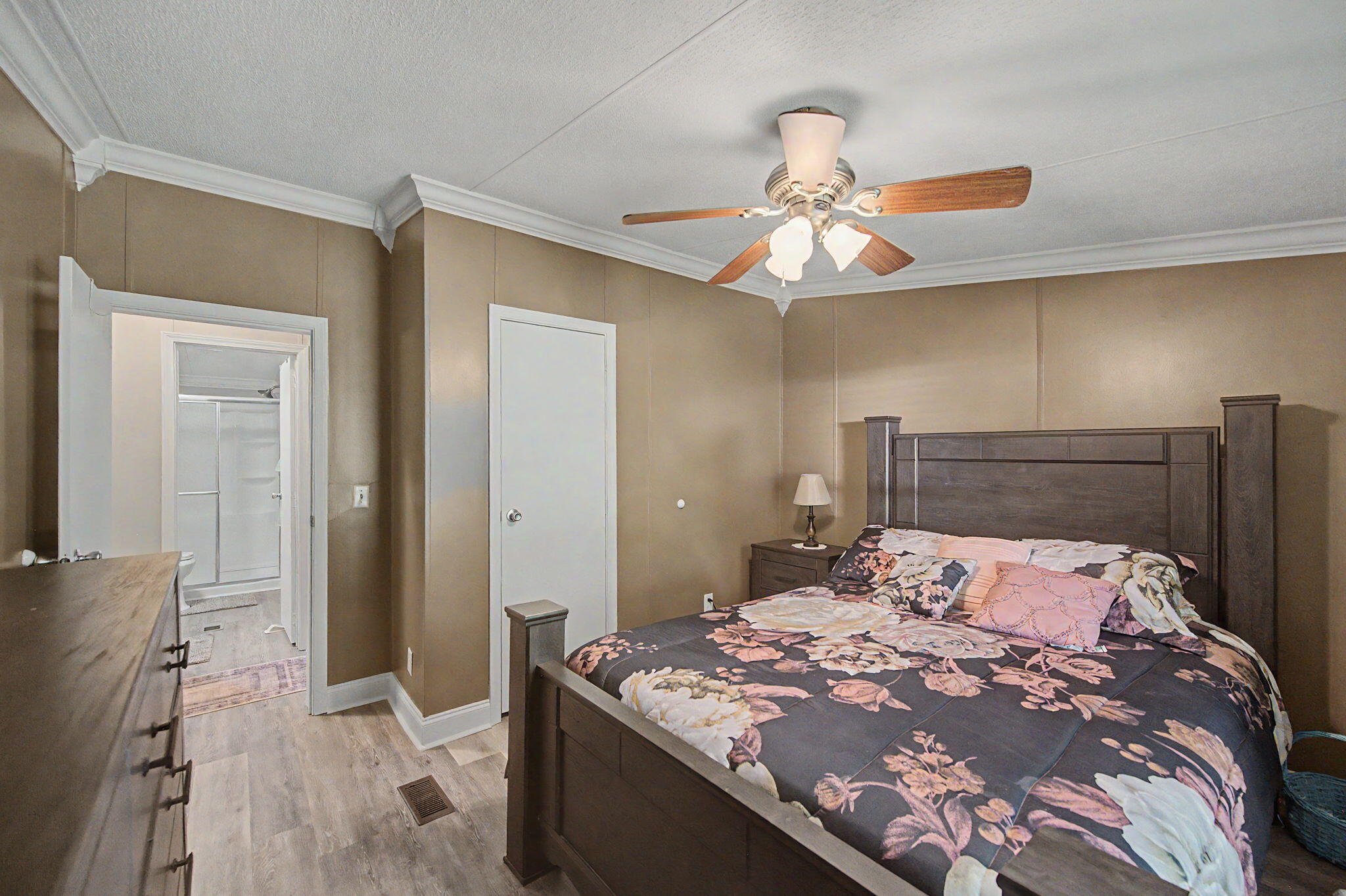 6423 Old River Road Baker FL 32531