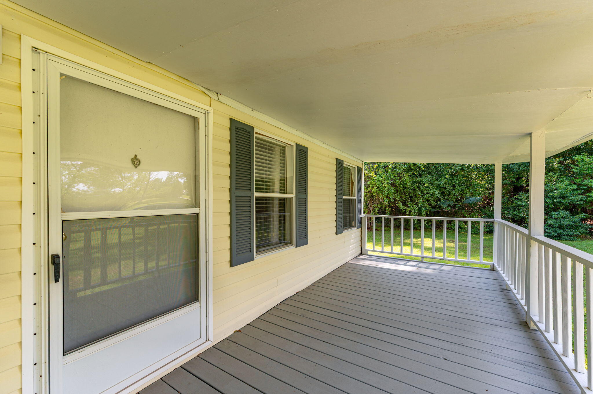 6423 Old River Road Baker FL 32531