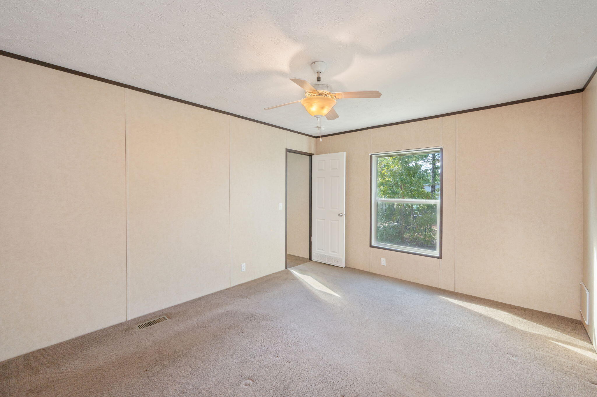 5276 Third Avenue Crestview FL 32539