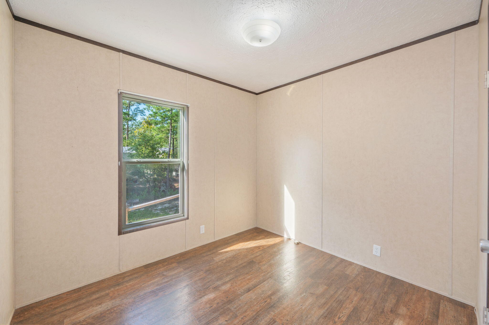 5276 Third Avenue Crestview FL 32539