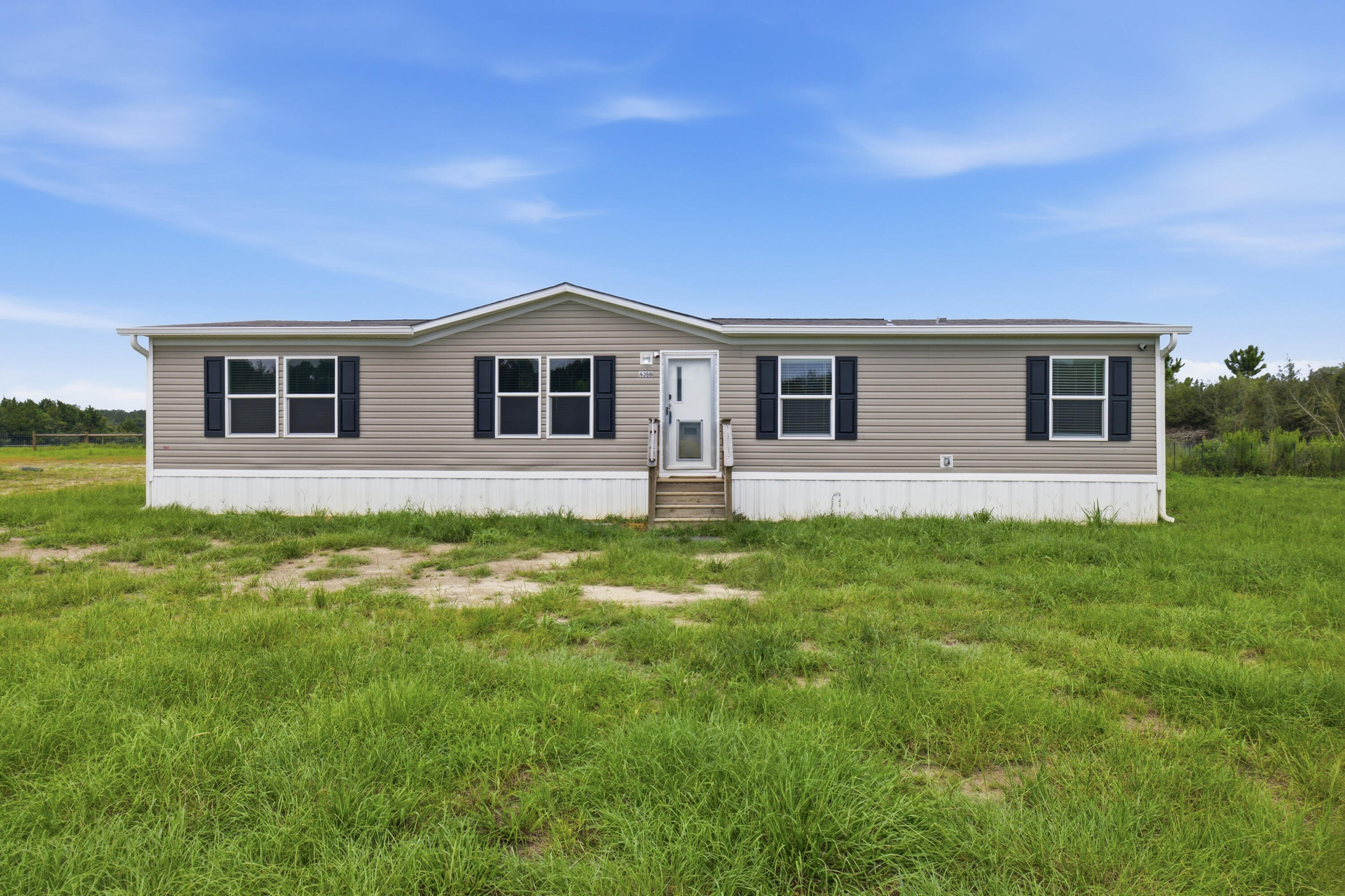 4366 Cooper Lane Holt FL 32564