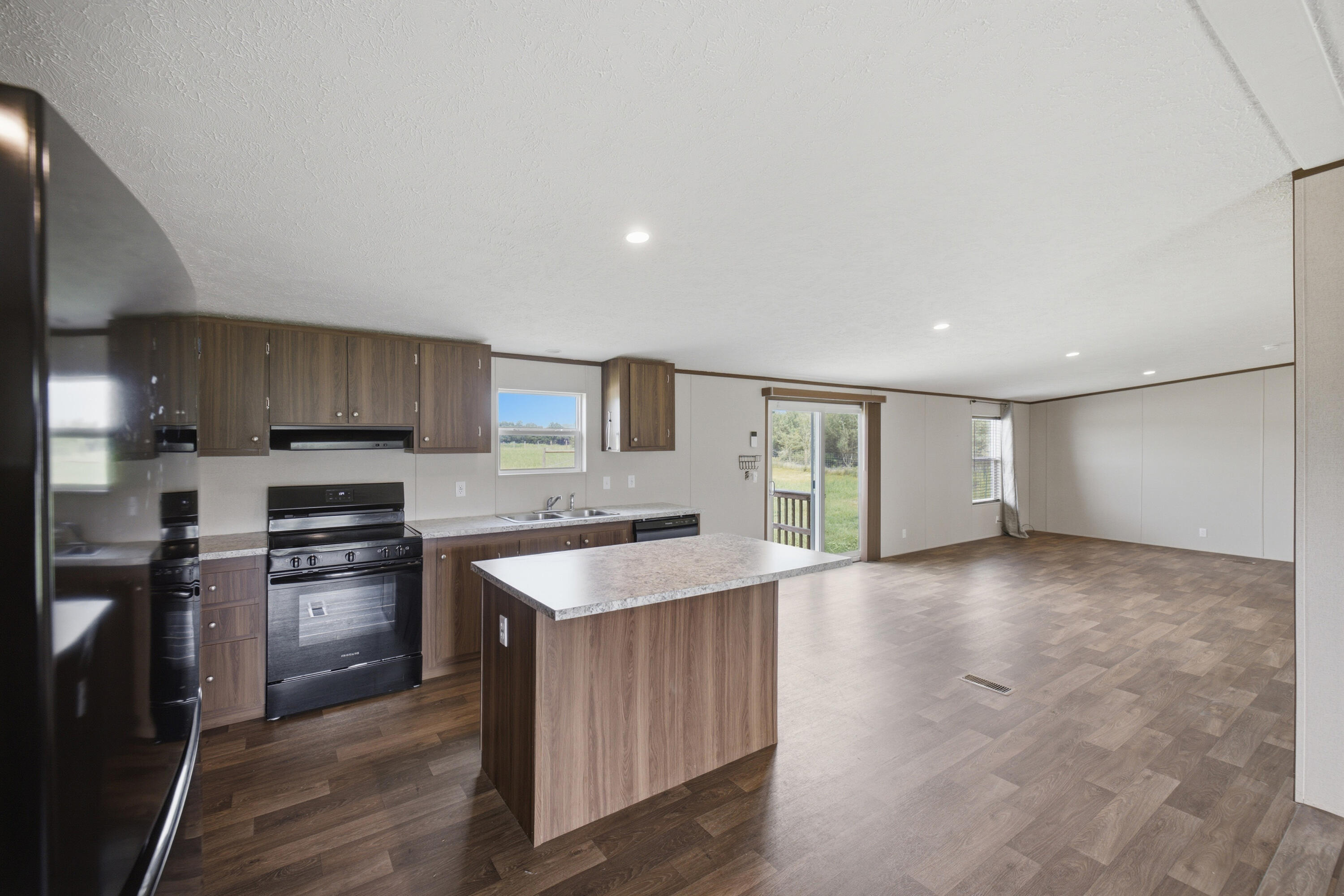 4366 Cooper Lane Holt FL 32564