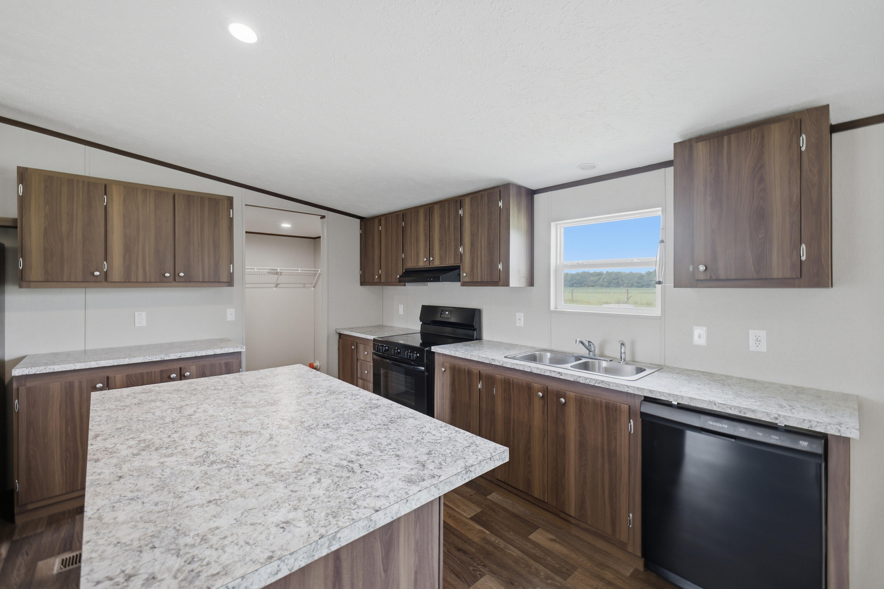 4366 Cooper Lane Holt FL 32564
