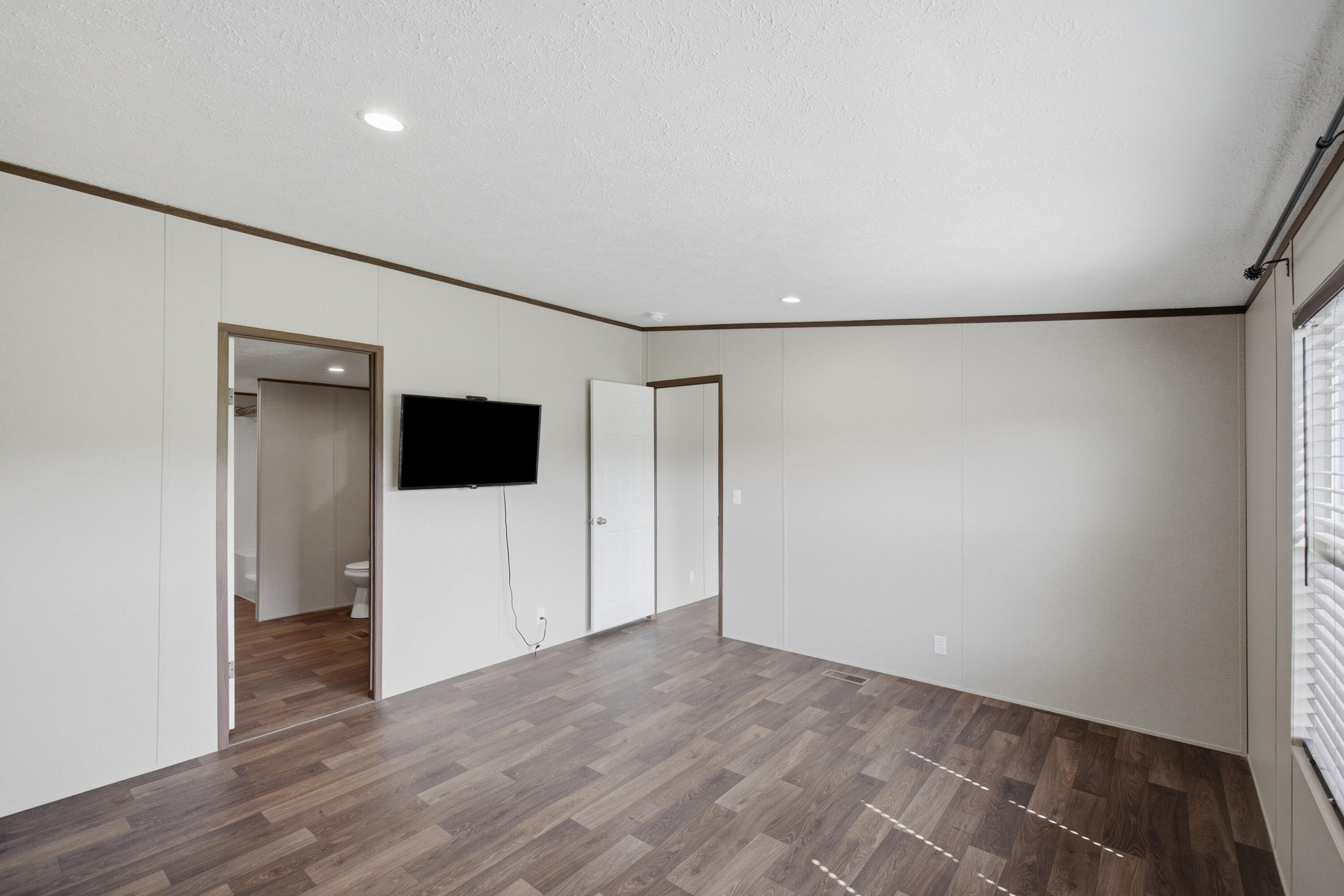 4366 Cooper Lane Holt FL 32564